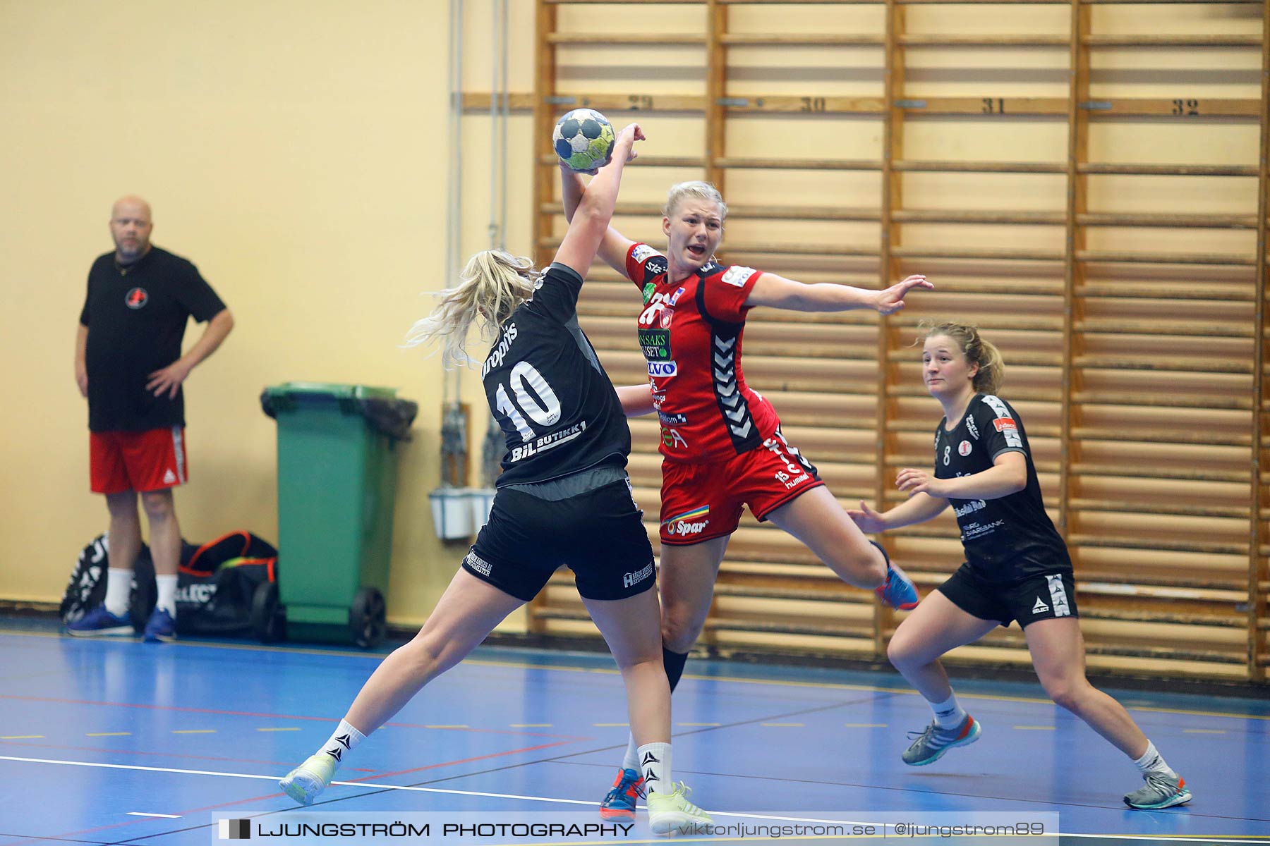 Annliz Cup Skövde HF-Fredrikstad BK 21-27,dam,Arena Skövde,Skövde,Sverige,Handboll,,2017,145242