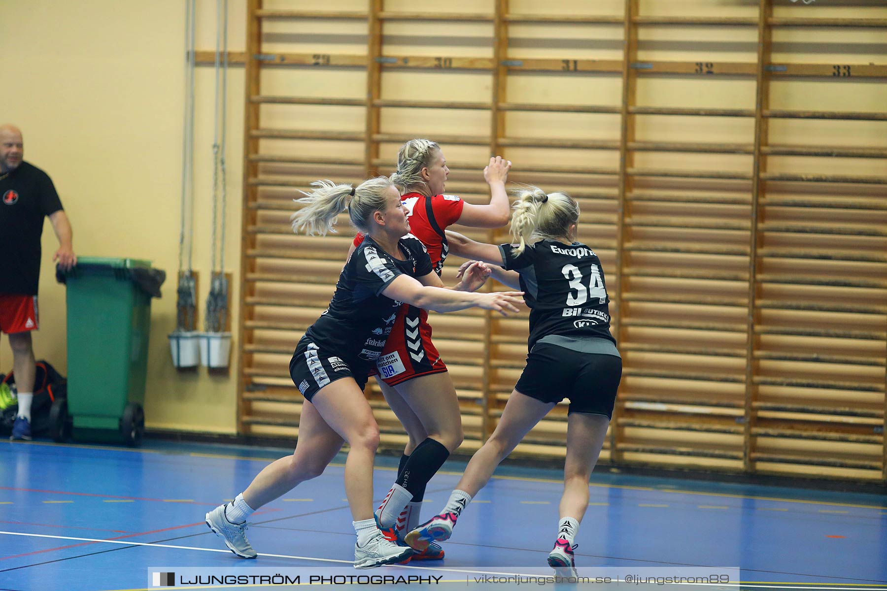 Annliz Cup Skövde HF-Fredrikstad BK 21-27,dam,Arena Skövde,Skövde,Sverige,Handboll,,2017,145465