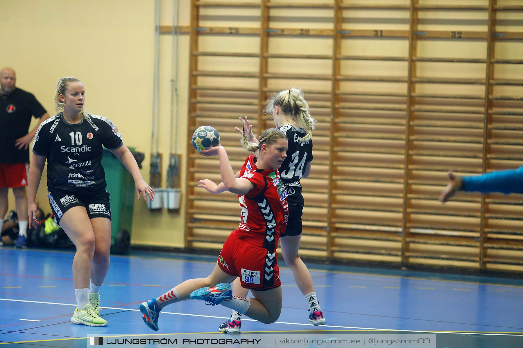 Annliz Cup Skövde HF-Fredrikstad BK 21-27,dam,Arena Skövde,Skövde,Sverige,Handboll,,2017,145503