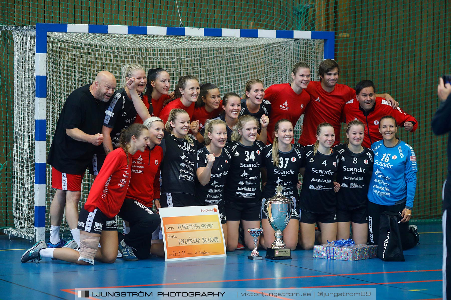 Annliz Cup Skövde HF-Fredrikstad BK 21-27,dam,Arena Skövde,Skövde,Sverige,Handboll,,2017,145558