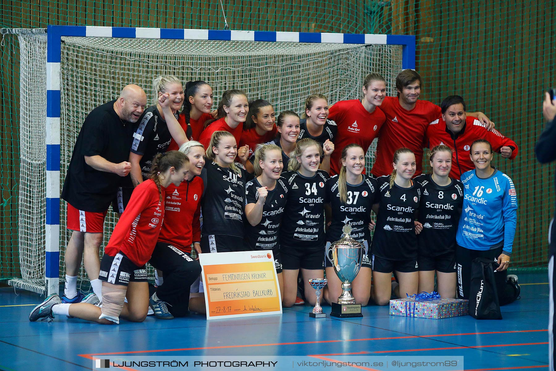 Annliz Cup Skövde HF-Fredrikstad BK 21-27,dam,Arena Skövde,Skövde,Sverige,Handboll,,2017,145559