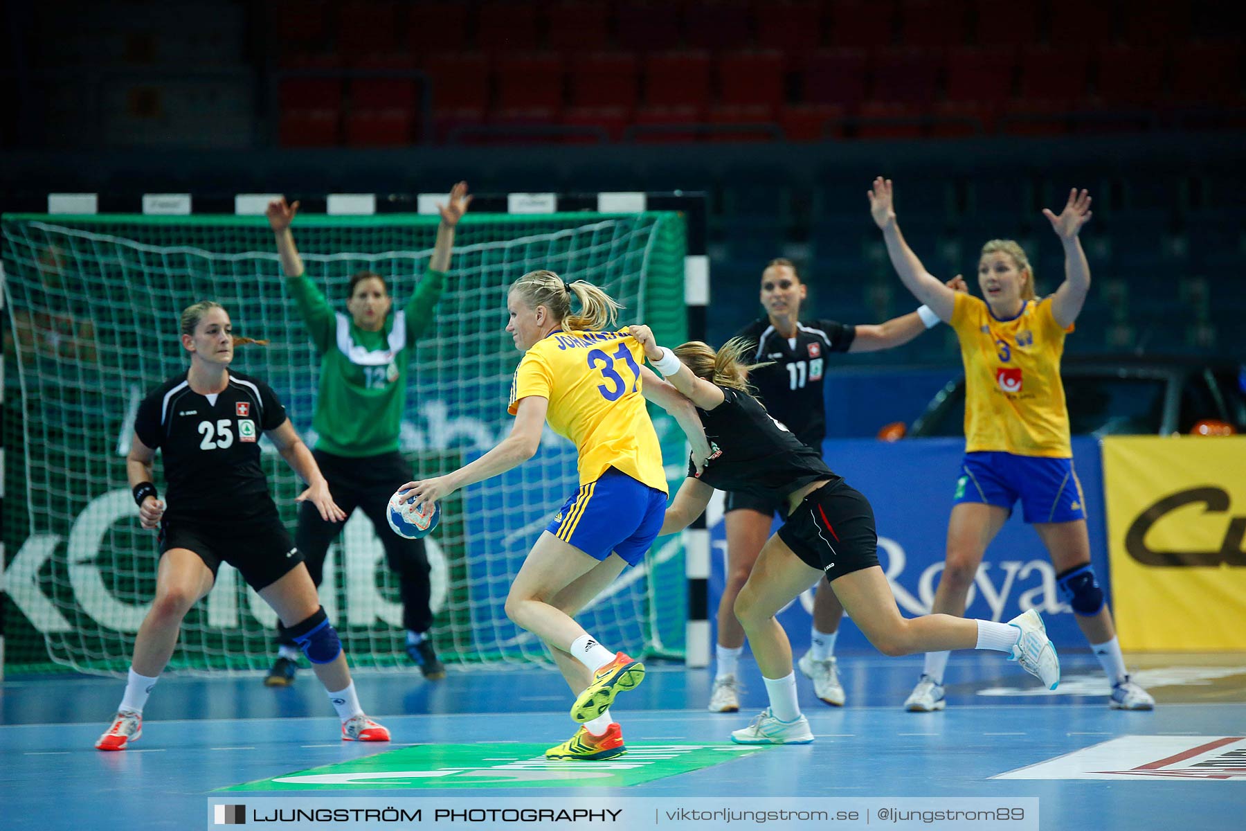 EM-kval Sverige-Schweiz 36-17,dam,Scandinavium,Göteborg,Sverige,Handboll,,2014,146517