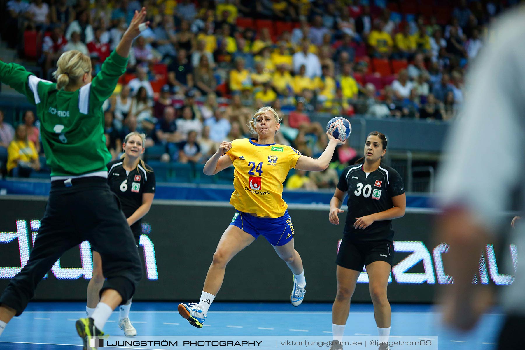 EM-kval Sverige-Schweiz 36-17,dam,Scandinavium,Göteborg,Sverige,Handboll,,2014,146824