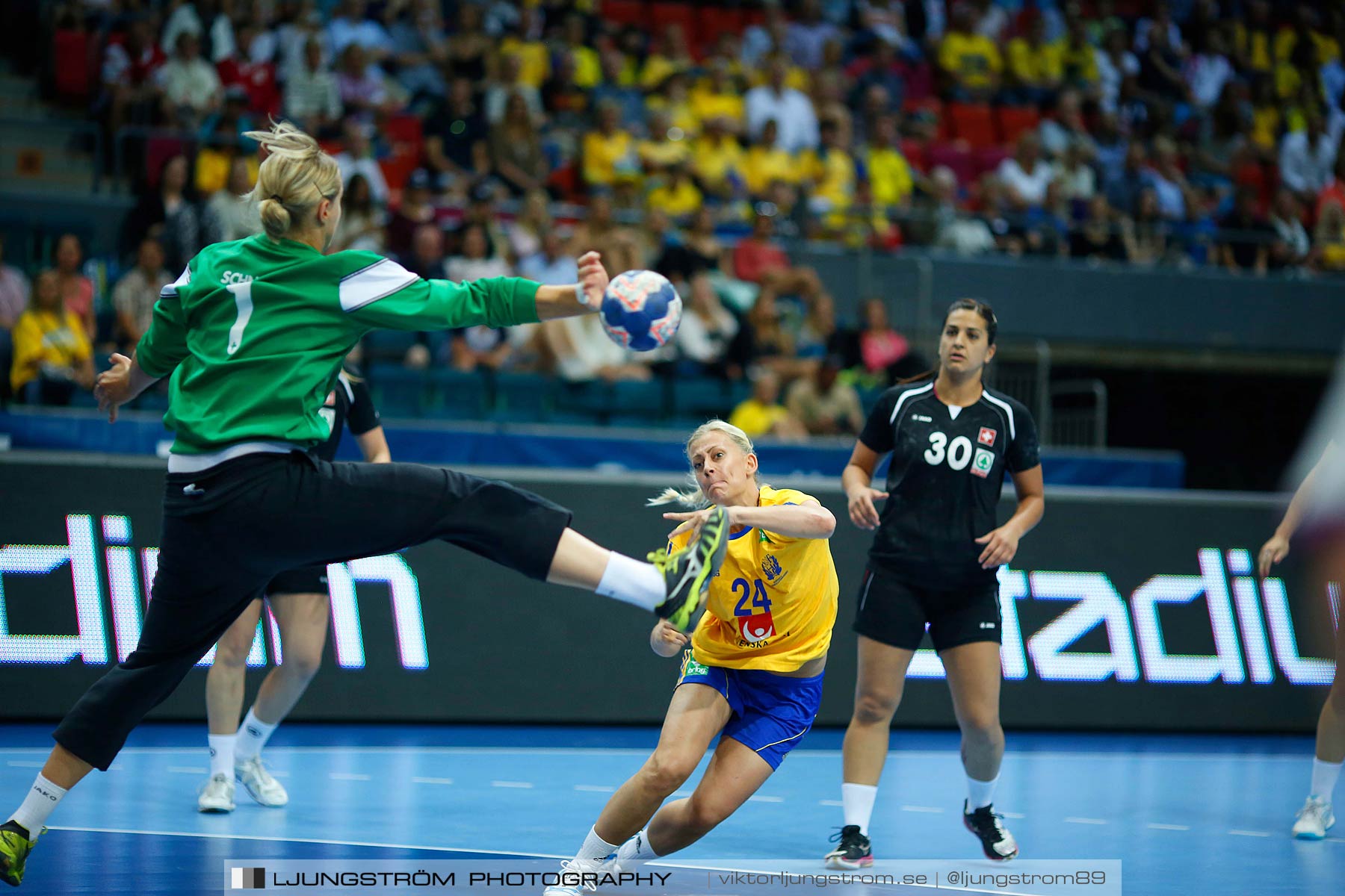 EM-kval Sverige-Schweiz 36-17,dam,Scandinavium,Göteborg,Sverige,Handboll,,2014,146825