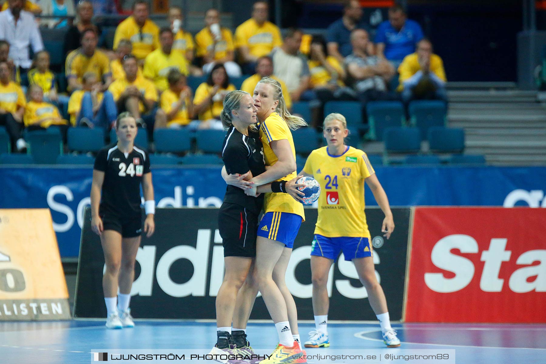 EM-kval Sverige-Schweiz 36-17,dam,Scandinavium,Göteborg,Sverige,Handboll,,2014,146875