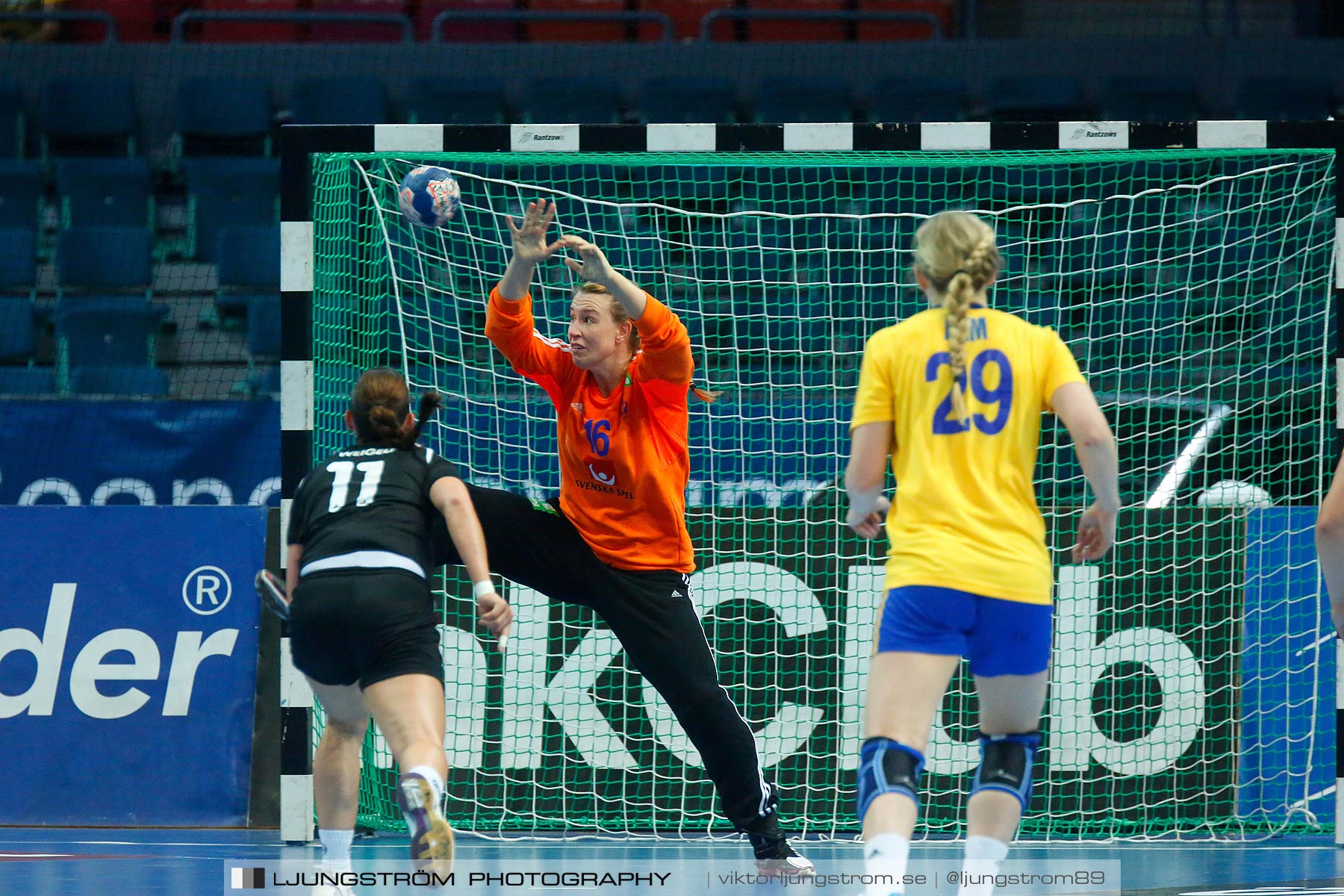 EM-kval Sverige-Schweiz 36-17,dam,Scandinavium,Göteborg,Sverige,Handboll,,2014,147062