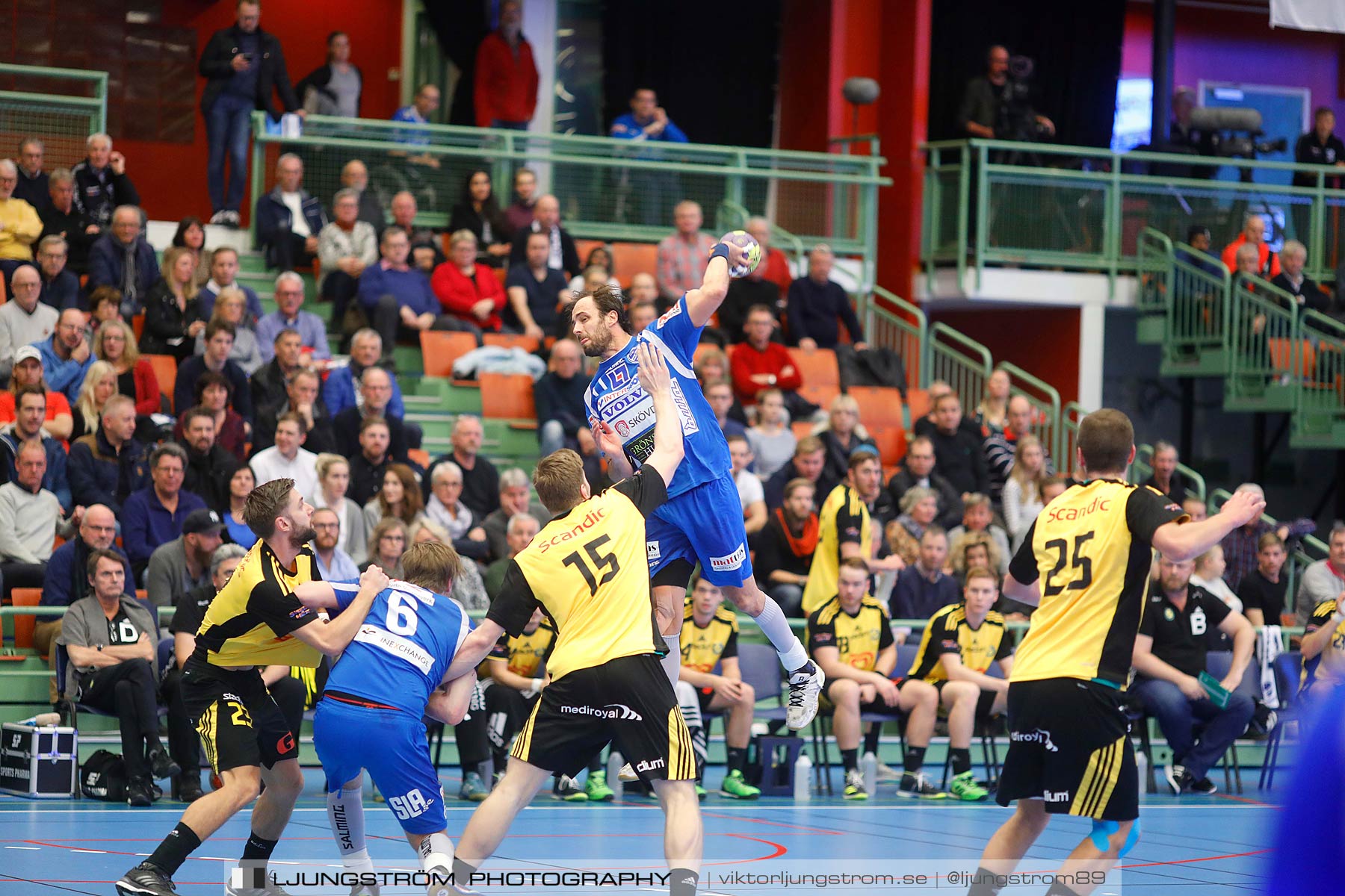 IFK Skövde HK-IK Sävehof 36-26,herr,Arena Skövde,Skövde,Sverige,Handboll,,2016,149532