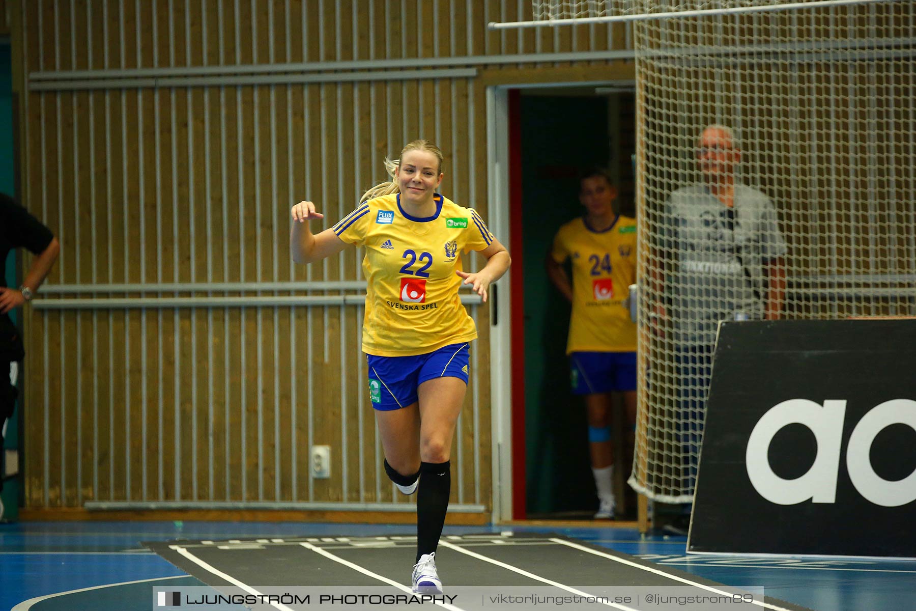 Landskamp Sverige-Island 32-24,dam,Arena Skövde,Skövde,Sverige,Handboll,,2014,150525