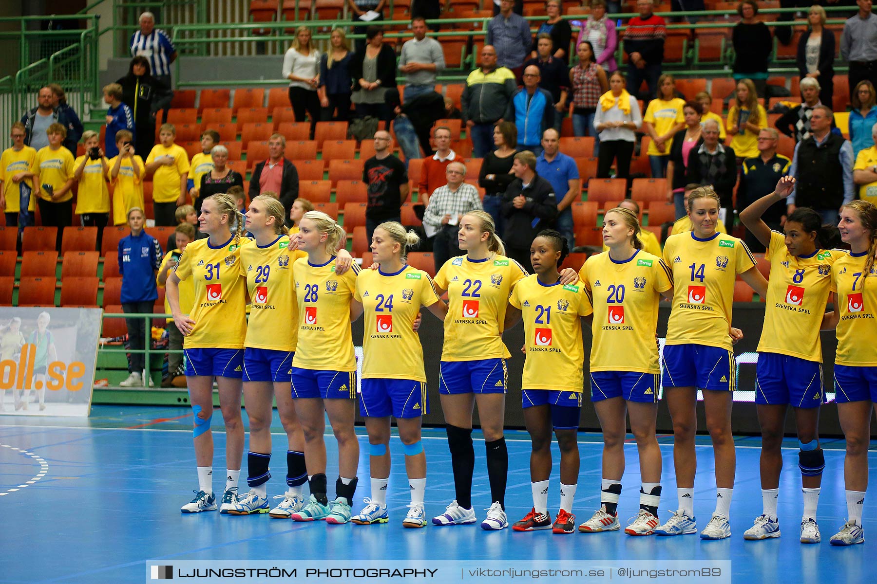Landskamp Sverige-Island 32-24,dam,Arena Skövde,Skövde,Sverige,Handboll,,2014,150621