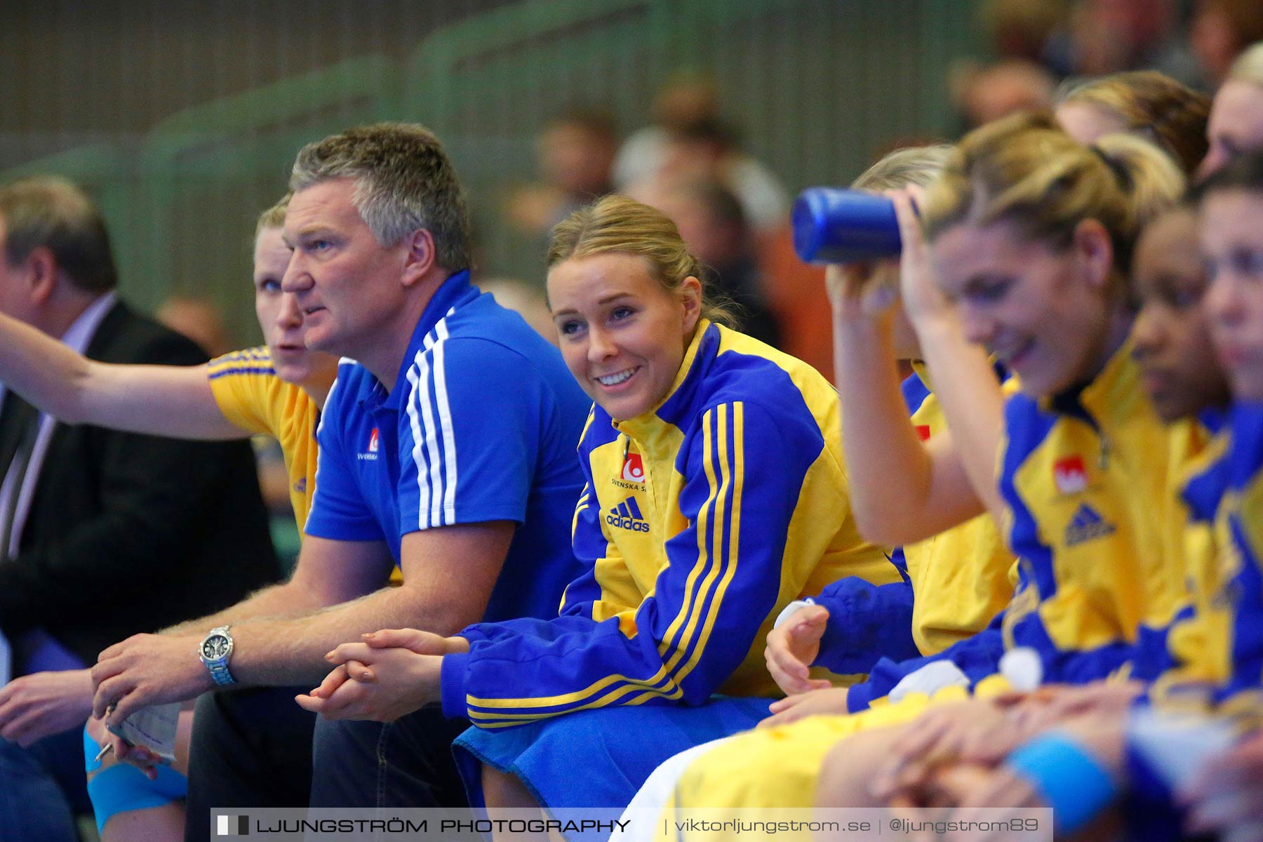 Landskamp Sverige-Island 32-24,dam,Arena Skövde,Skövde,Sverige,Handboll,,2014,150827