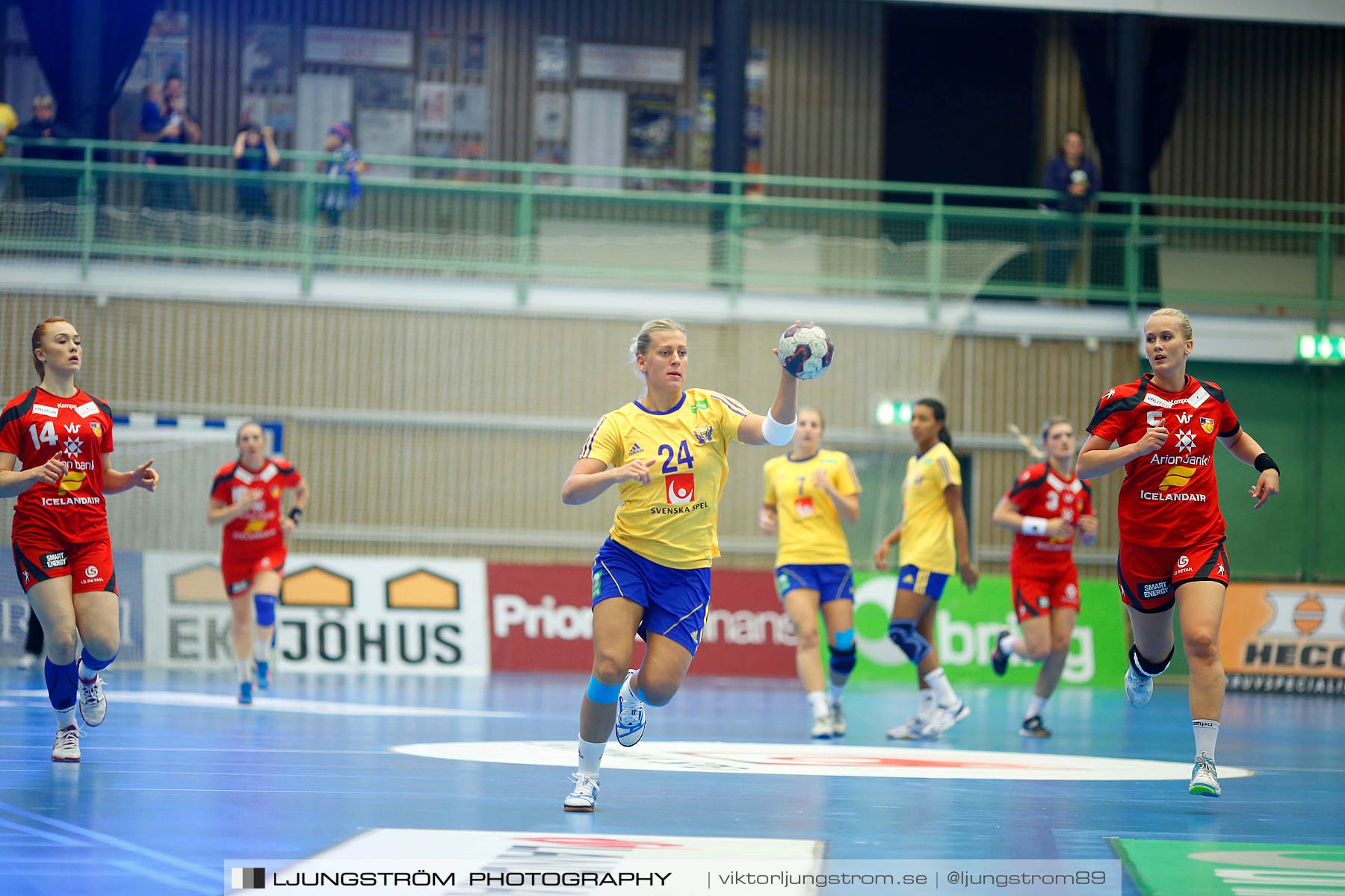 Landskamp Sverige-Island 32-24,dam,Arena Skövde,Skövde,Sverige,Handboll,,2014,151102