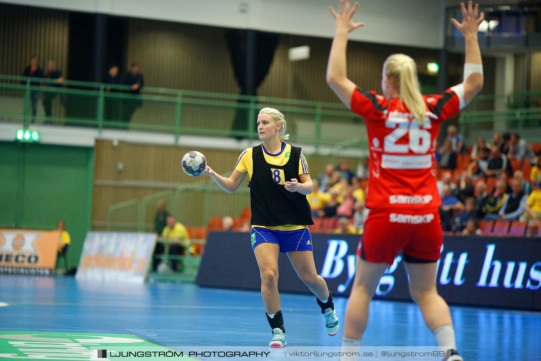 Landskamp Sverige-Island 32-24,dam,Arena Skövde,Skövde,Sverige,Handboll,,2014,151125