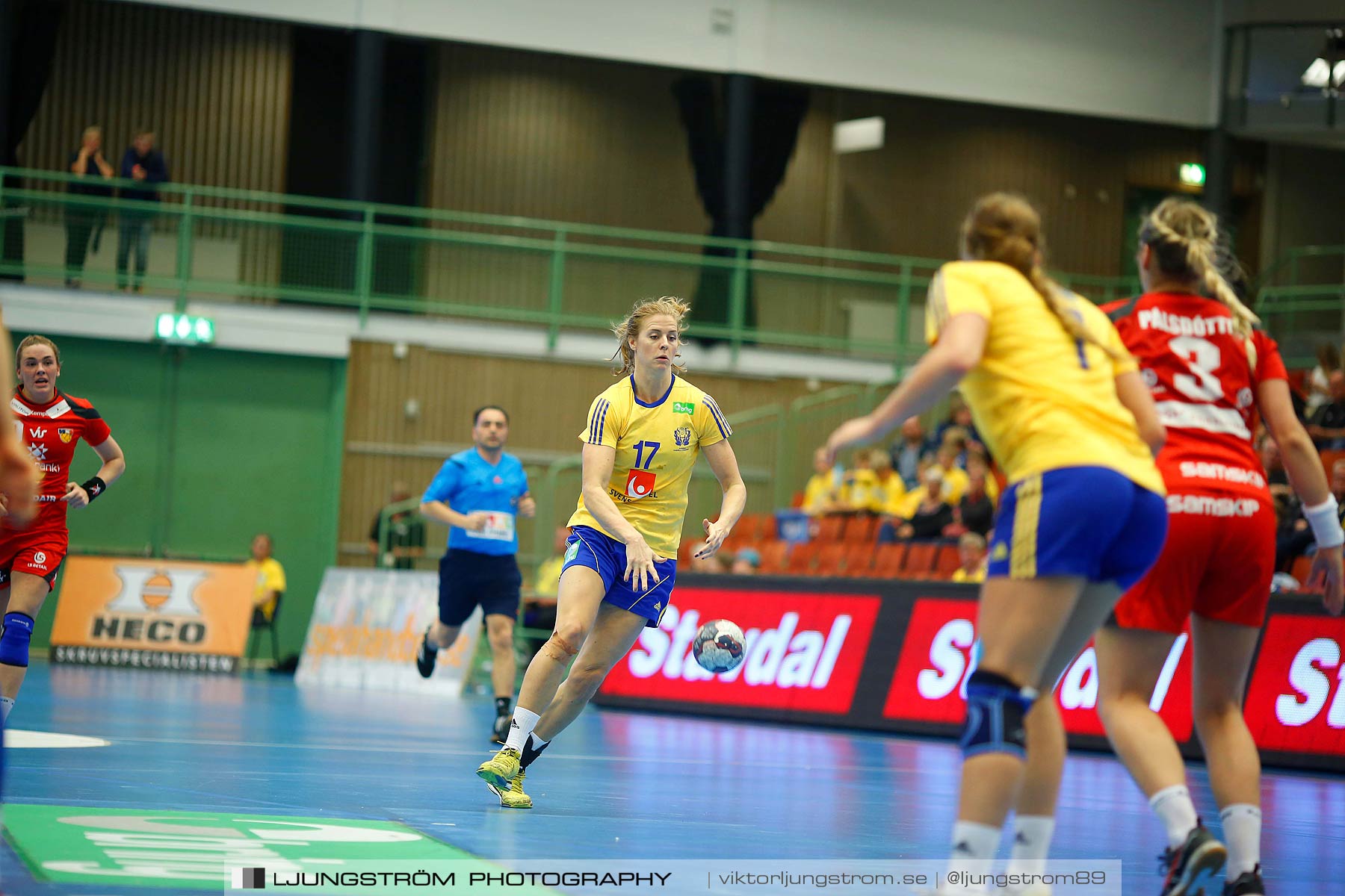 Landskamp Sverige-Island 32-24,dam,Arena Skövde,Skövde,Sverige,Handboll,,2014,151154