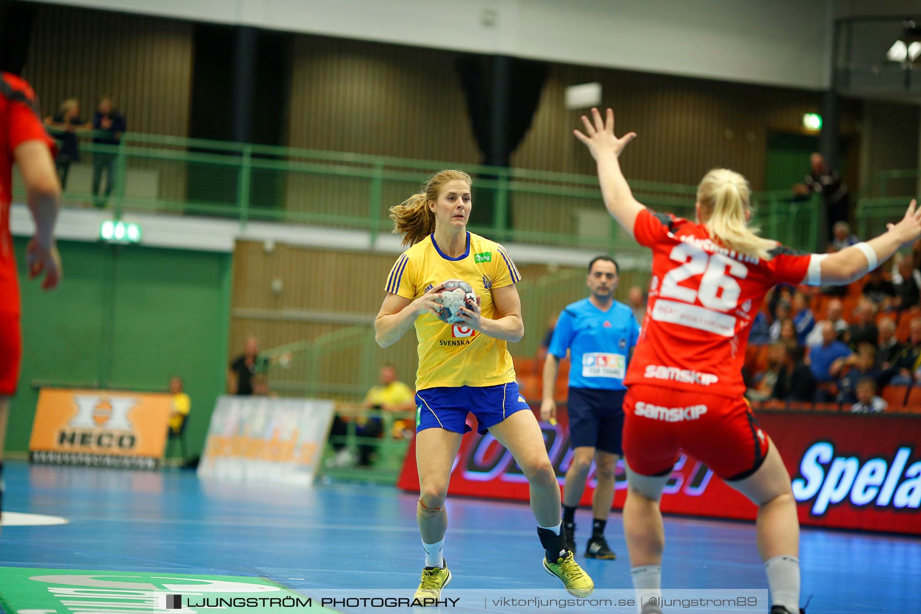 Landskamp Sverige-Island 32-24,dam,Arena Skövde,Skövde,Sverige,Handboll,,2014,151171