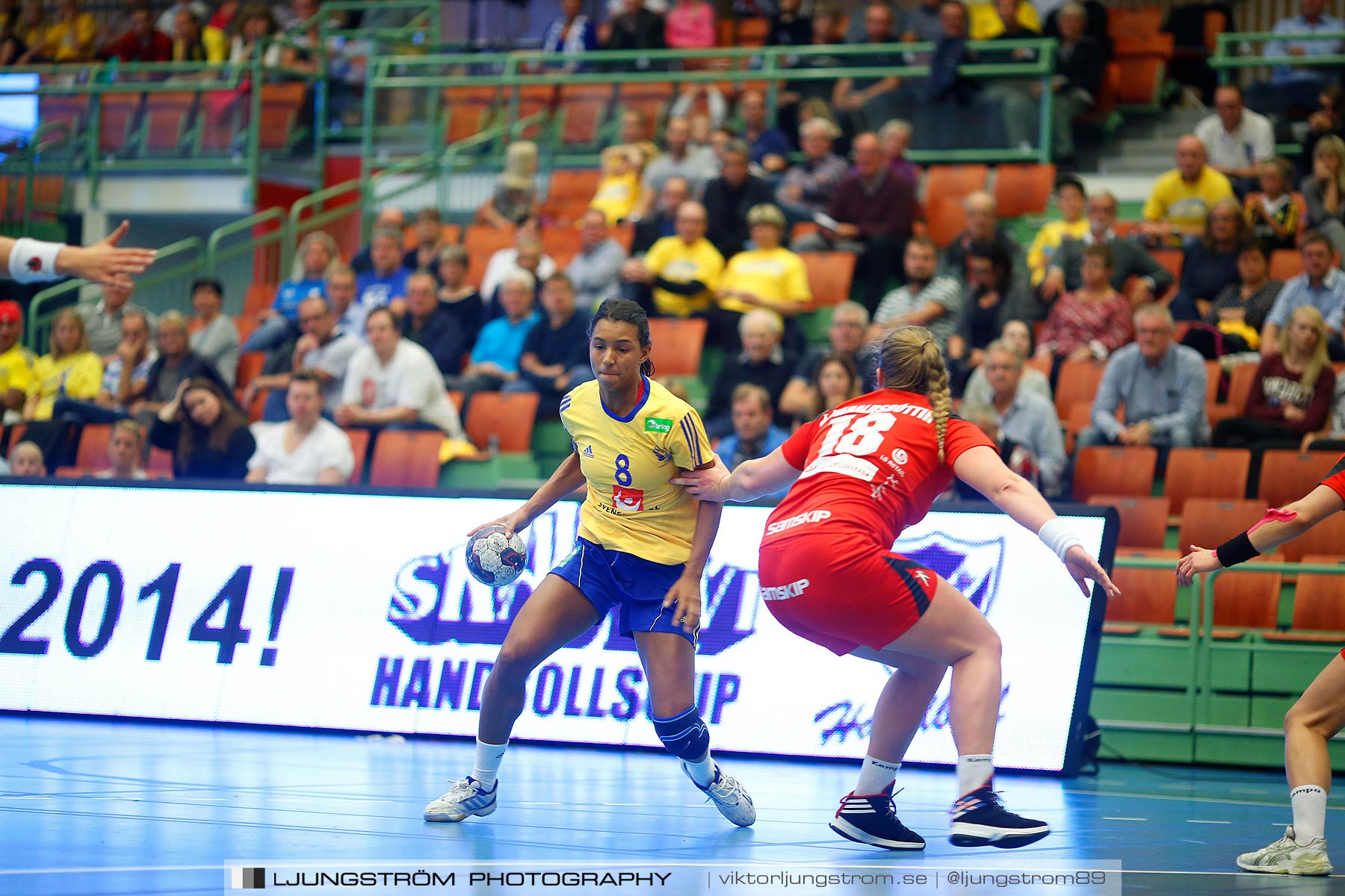 Landskamp Sverige-Island 32-24,dam,Arena Skövde,Skövde,Sverige,Handboll,,2014,151187