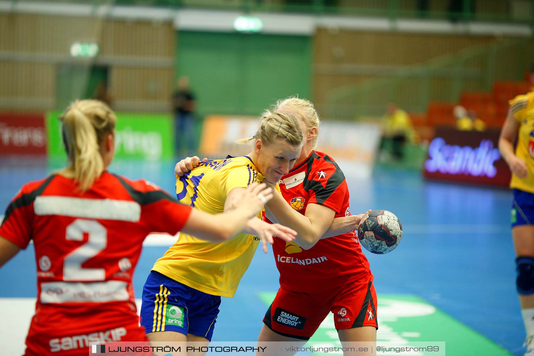 Landskamp Sverige-Island 32-24,dam,Arena Skövde,Skövde,Sverige,Handboll,,2014,151215