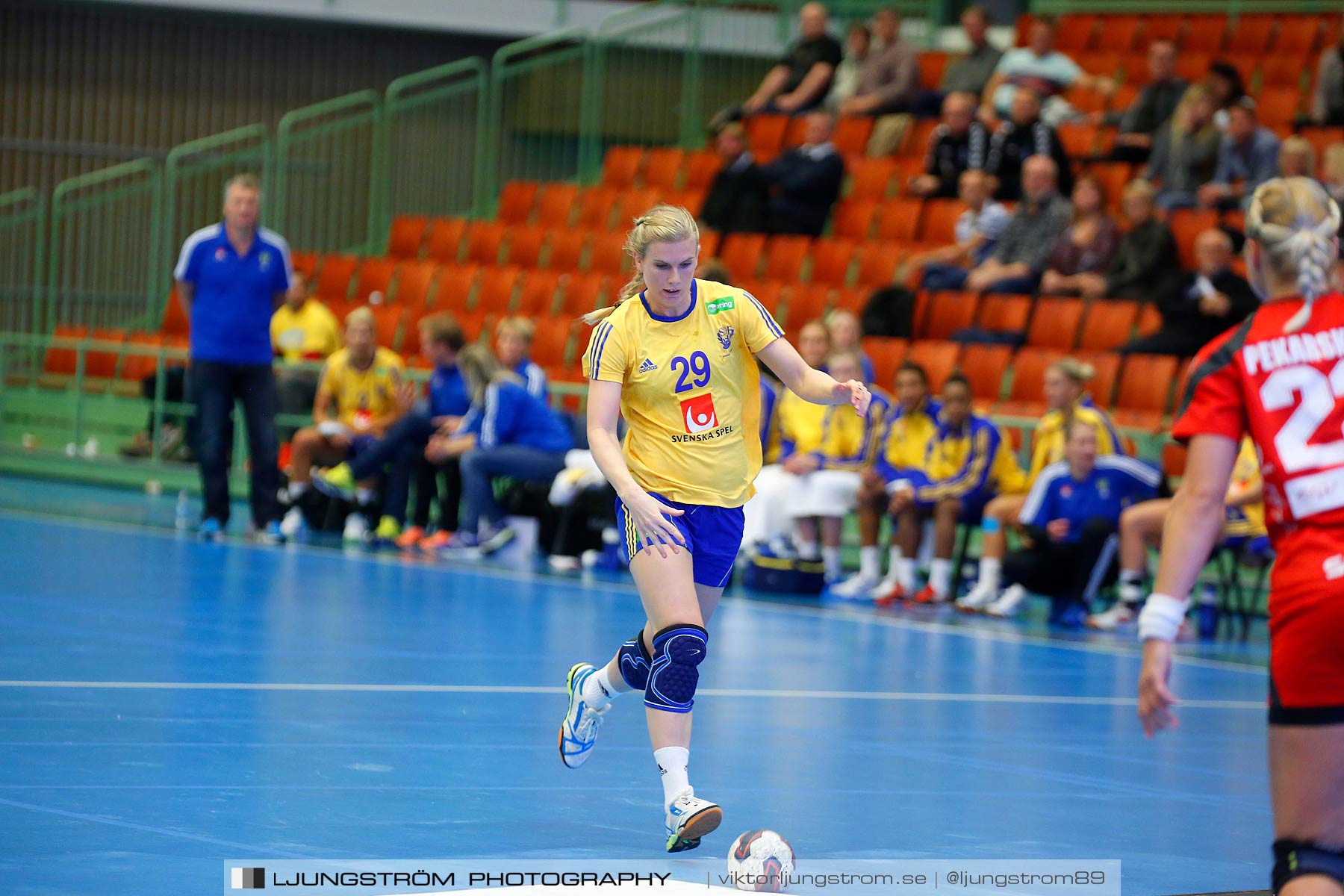 Landskamp Sverige-Island 32-24,dam,Arena Skövde,Skövde,Sverige,Handboll,,2014,151257