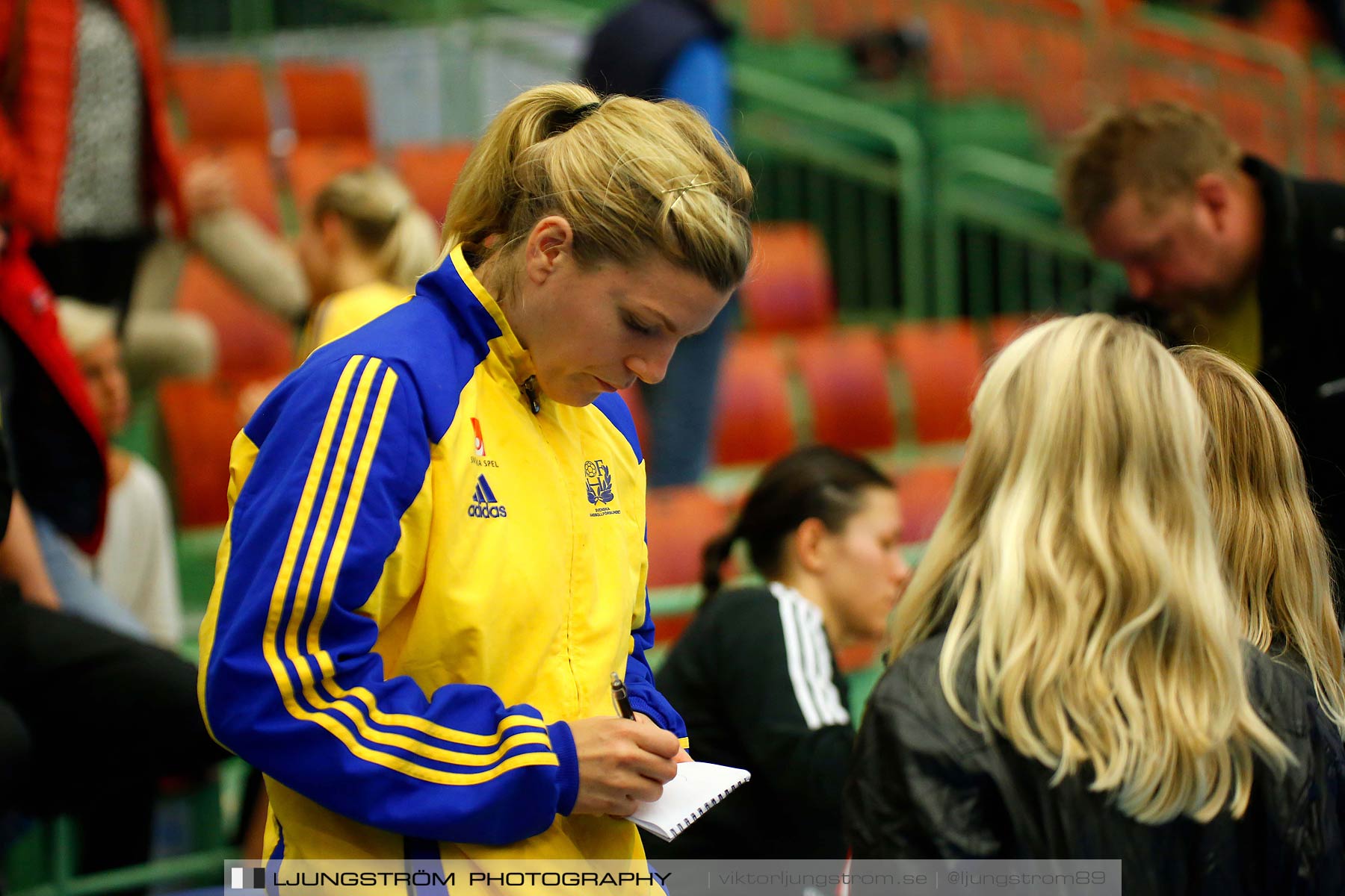 Landskamp Sverige-Island 32-24,dam,Arena Skövde,Skövde,Sverige,Handboll,,2014,151501