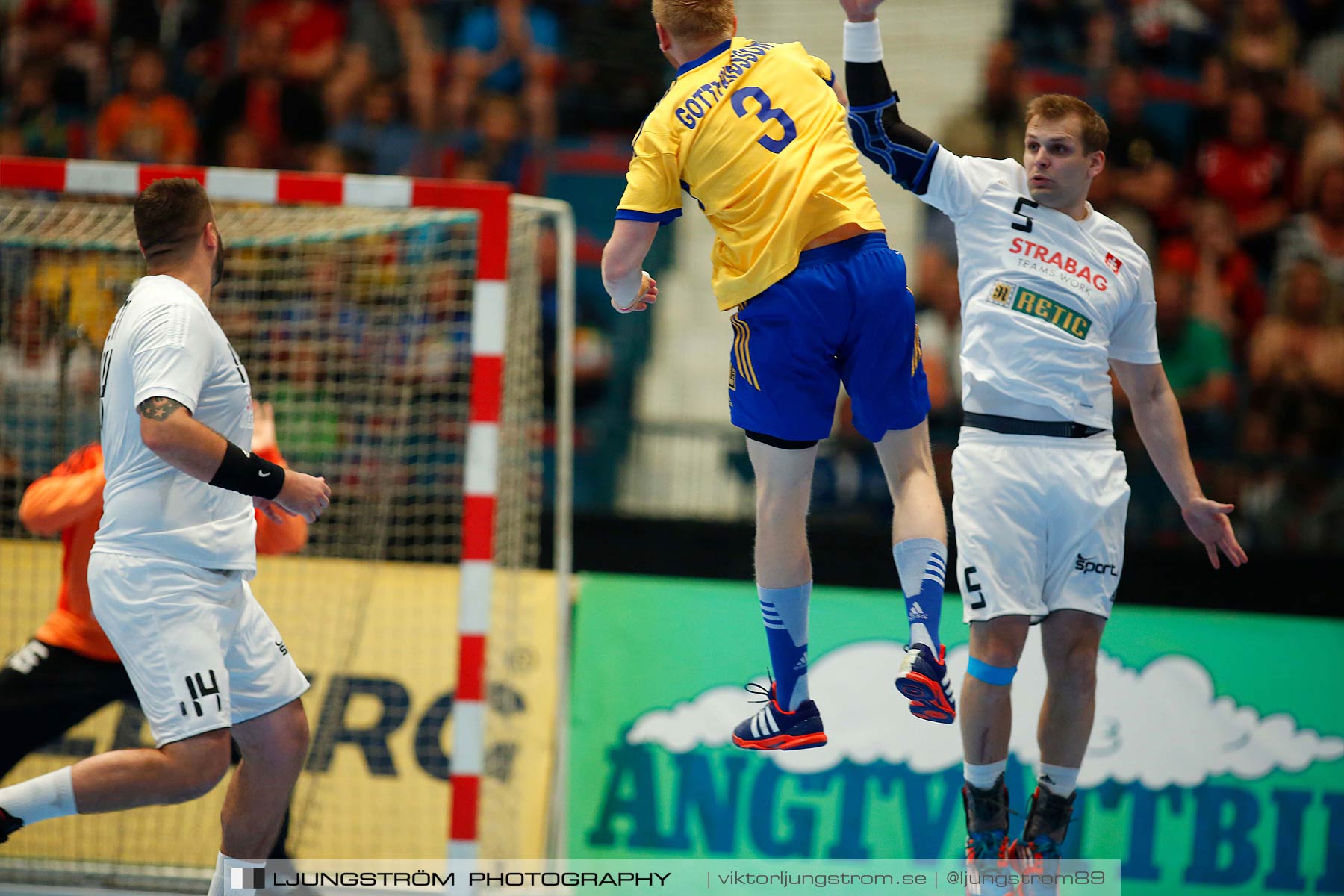 EM-kval Sverige-Slovakien 27-22,herr,Hovet,Stockholm,Sverige,Handboll,,2015,152071