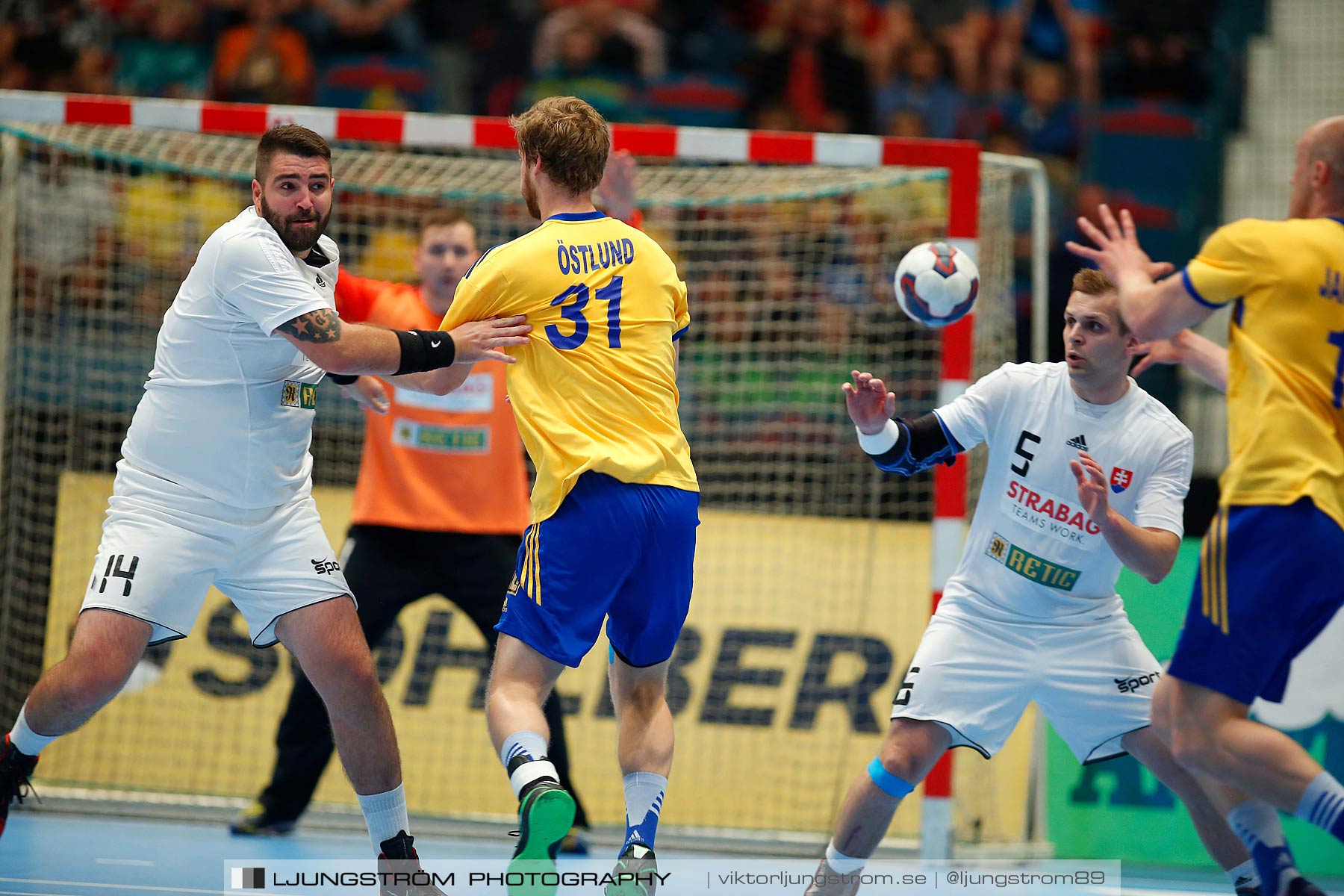 EM-kval Sverige-Slovakien 27-22,herr,Hovet,Stockholm,Sverige,Handboll,,2015,152156