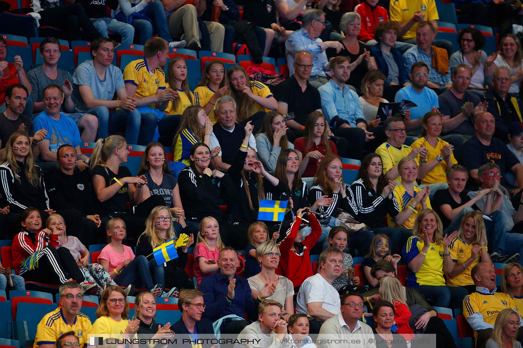 EM-kval Sverige-Slovakien 27-22,herr,Hovet,Stockholm,Sverige,Handboll,,2015,152188