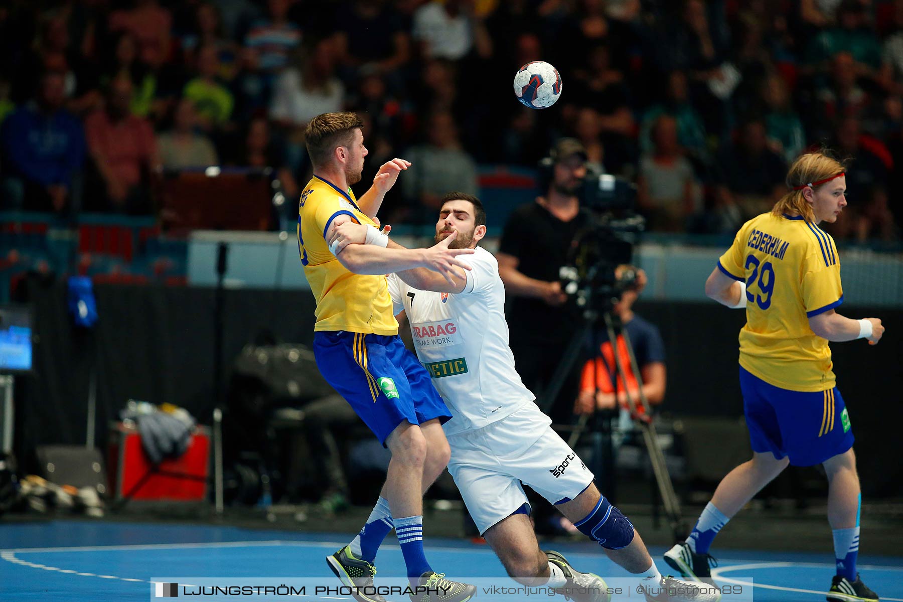 EM-kval Sverige-Slovakien 27-22,herr,Hovet,Stockholm,Sverige,Handboll,,2015,152371