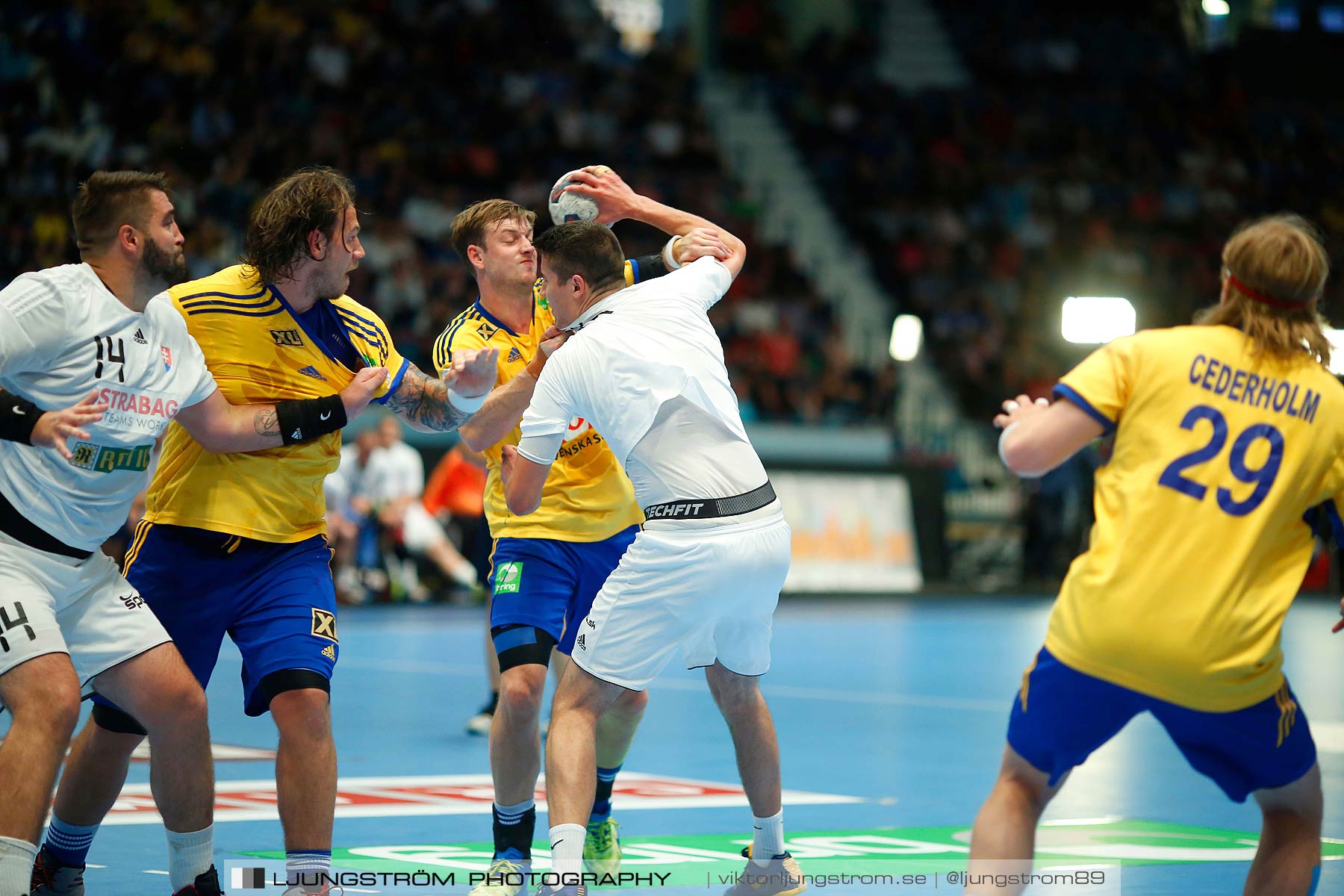 EM-kval Sverige-Slovakien 27-22,herr,Hovet,Stockholm,Sverige,Handboll,,2015,152448