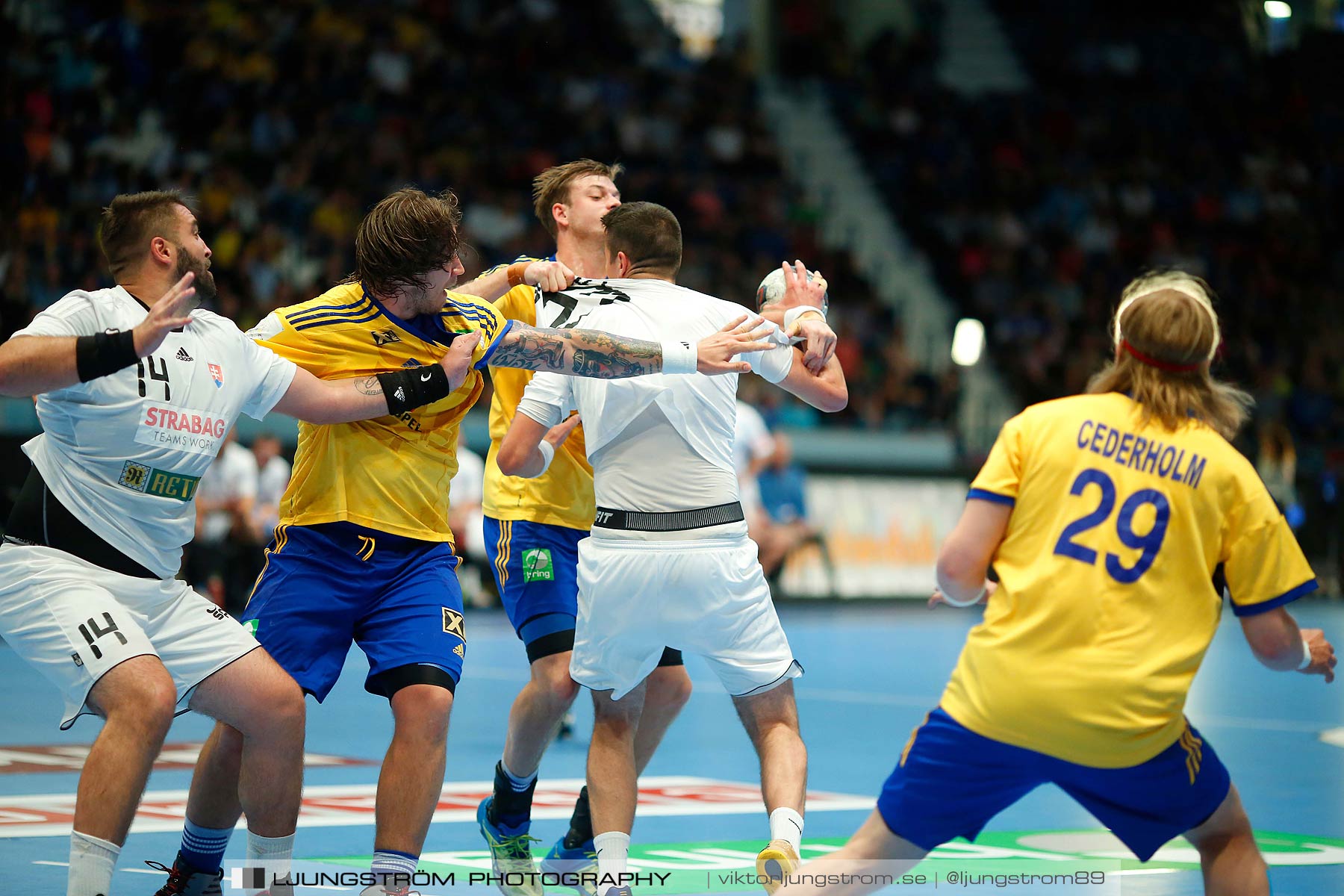 EM-kval Sverige-Slovakien 27-22,herr,Hovet,Stockholm,Sverige,Handboll,,2015,152449