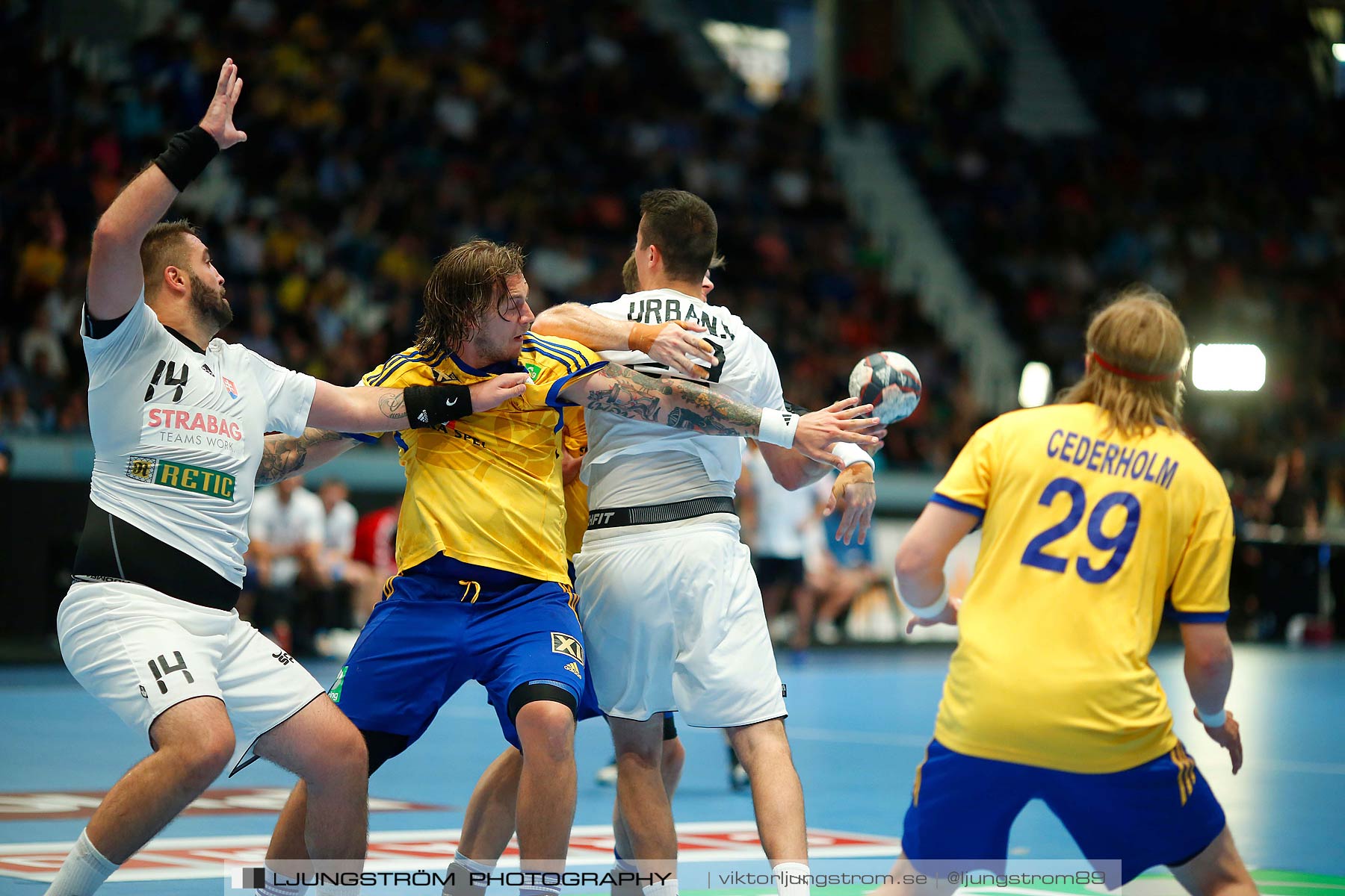 EM-kval Sverige-Slovakien 27-22,herr,Hovet,Stockholm,Sverige,Handboll,,2015,152450