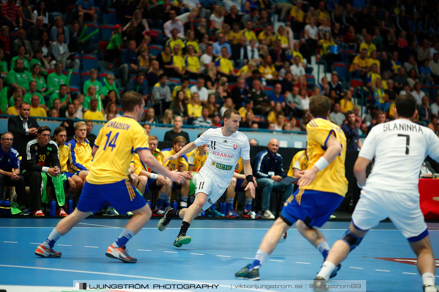 EM-kval Sverige-Slovakien 27-22,herr,Hovet,Stockholm,Sverige,Handboll,,2015,152457