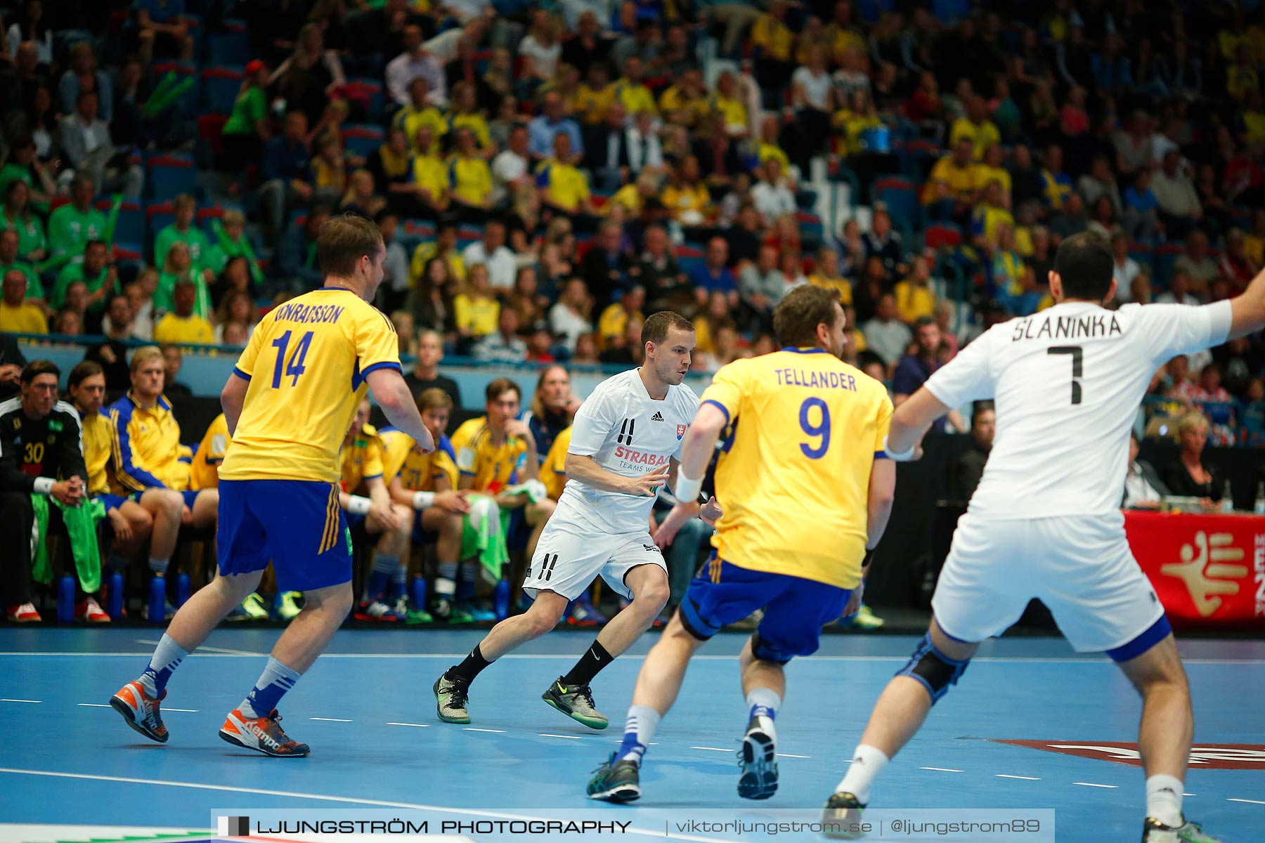 EM-kval Sverige-Slovakien 27-22,herr,Hovet,Stockholm,Sverige,Handboll,,2015,152458