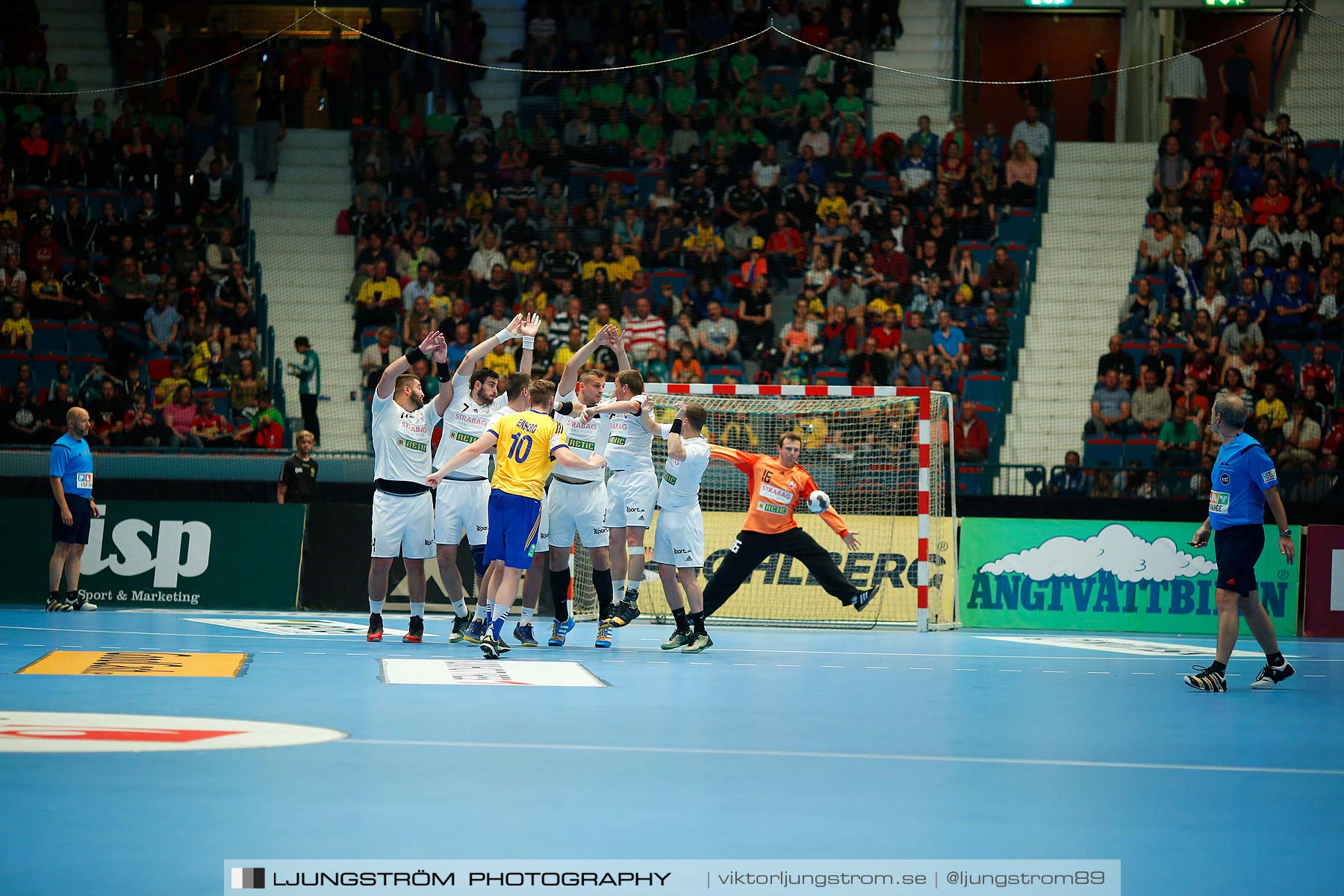 EM-kval Sverige-Slovakien 27-22,herr,Hovet,Stockholm,Sverige,Handboll,,2015,152470