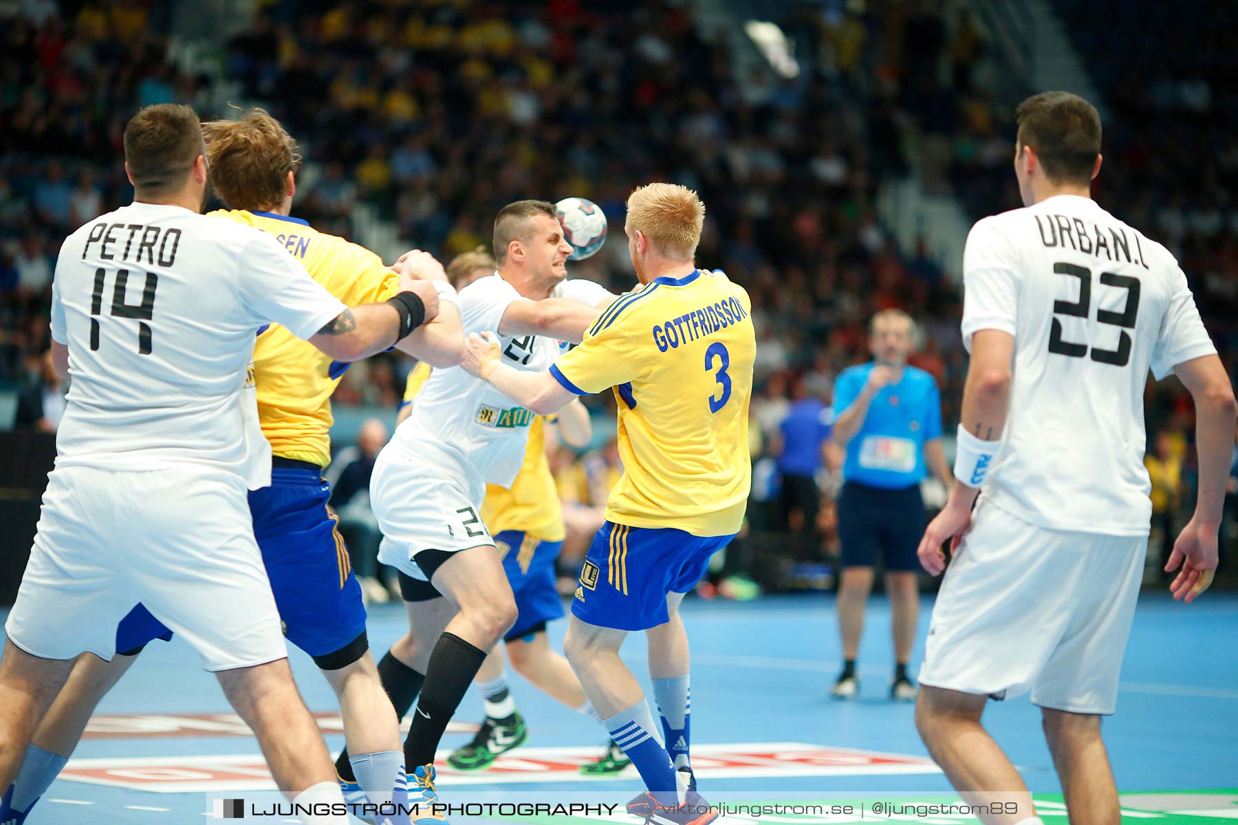 EM-kval Sverige-Slovakien 27-22,herr,Hovet,Stockholm,Sverige,Handboll,,2015,152585