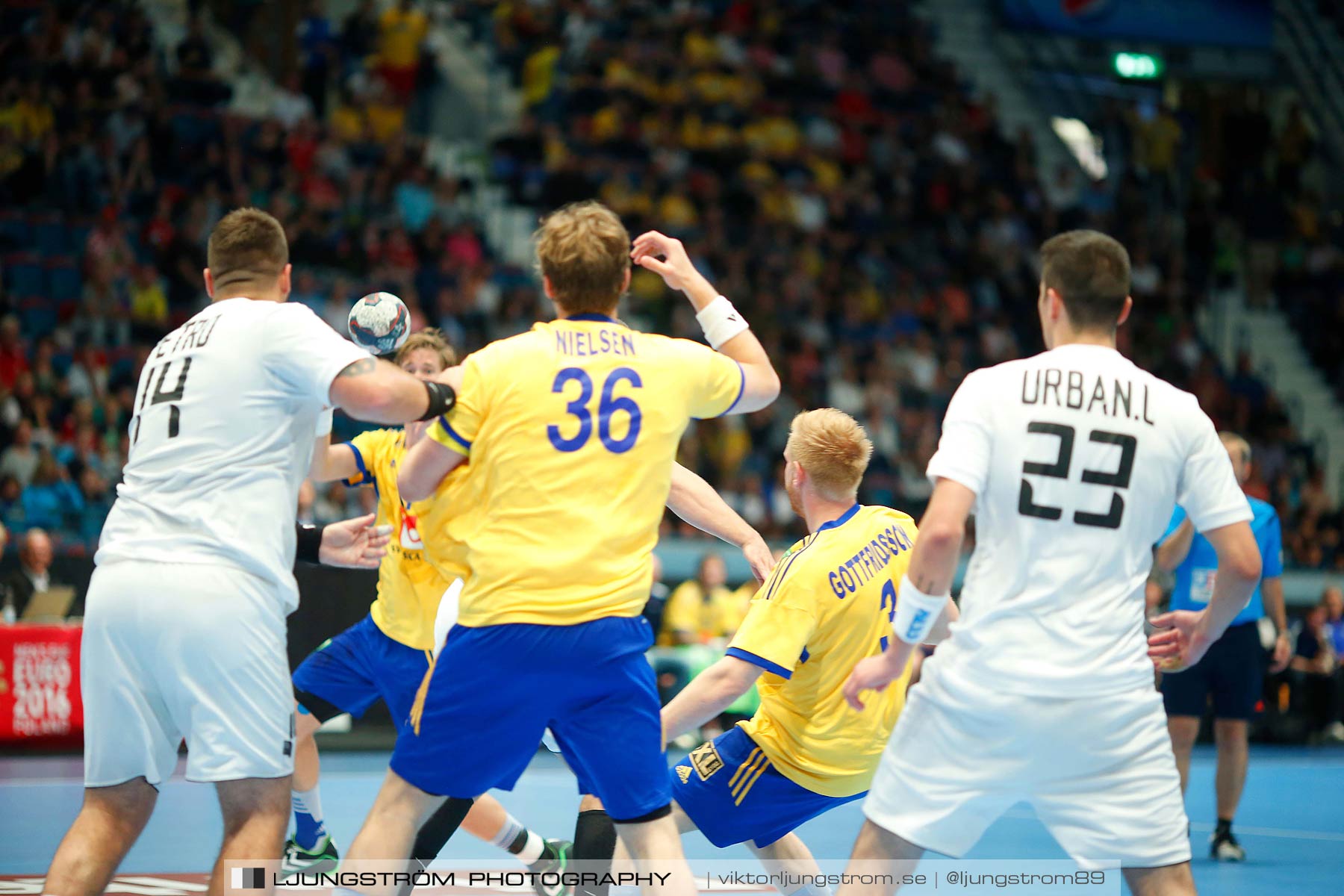 EM-kval Sverige-Slovakien 27-22,herr,Hovet,Stockholm,Sverige,Handboll,,2015,152587