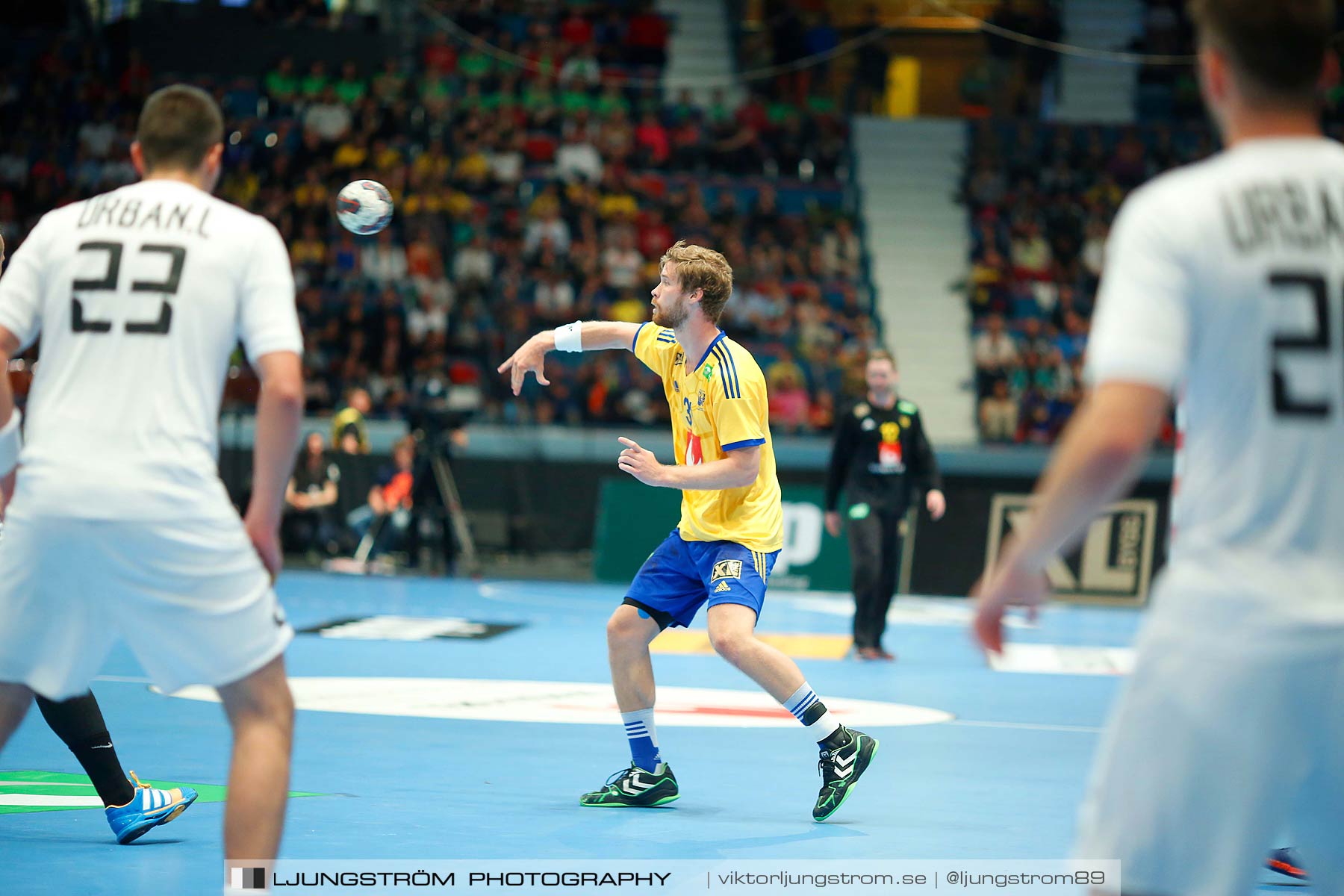 EM-kval Sverige-Slovakien 27-22,herr,Hovet,Stockholm,Sverige,Handboll,,2015,152600