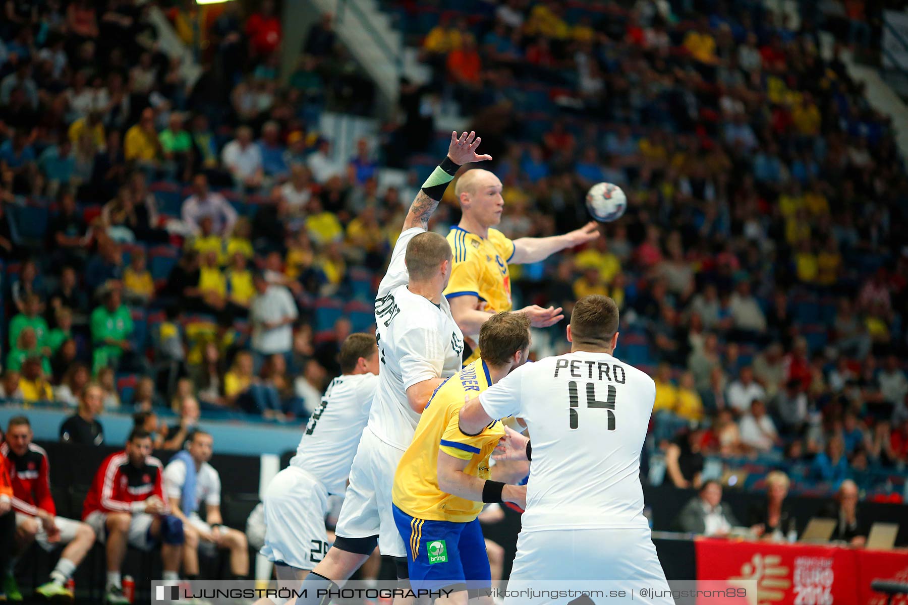 EM-kval Sverige-Slovakien 27-22,herr,Hovet,Stockholm,Sverige,Handboll,,2015,152617