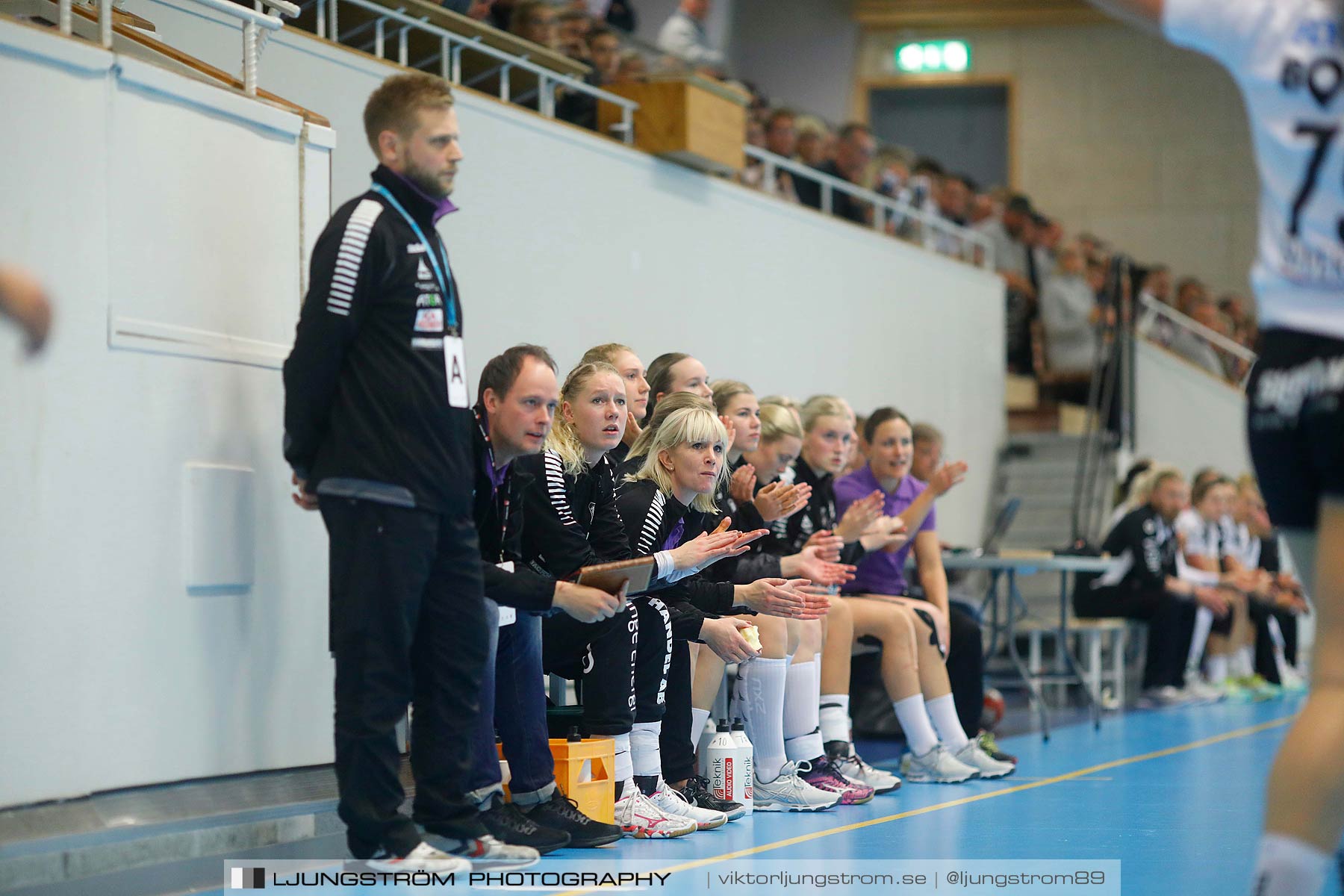 Skara HF-Boden Handboll IF 19-18,dam,Skara Idrottshall,Skara,Sverige,Handboll,,2017,153119