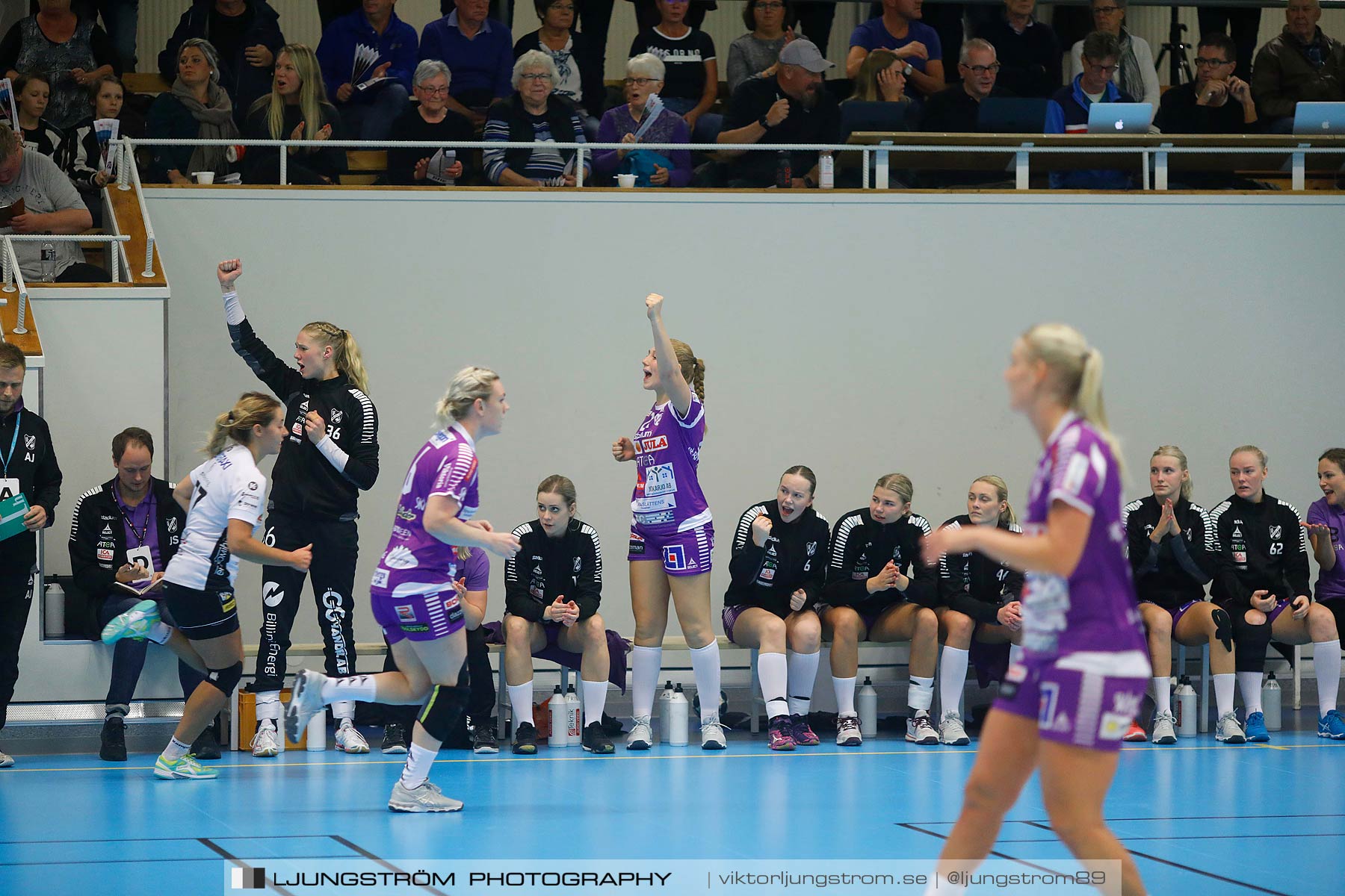 Skara HF-Boden Handboll IF 19-18,dam,Skara Idrottshall,Skara,Sverige,Handboll,,2017,153144