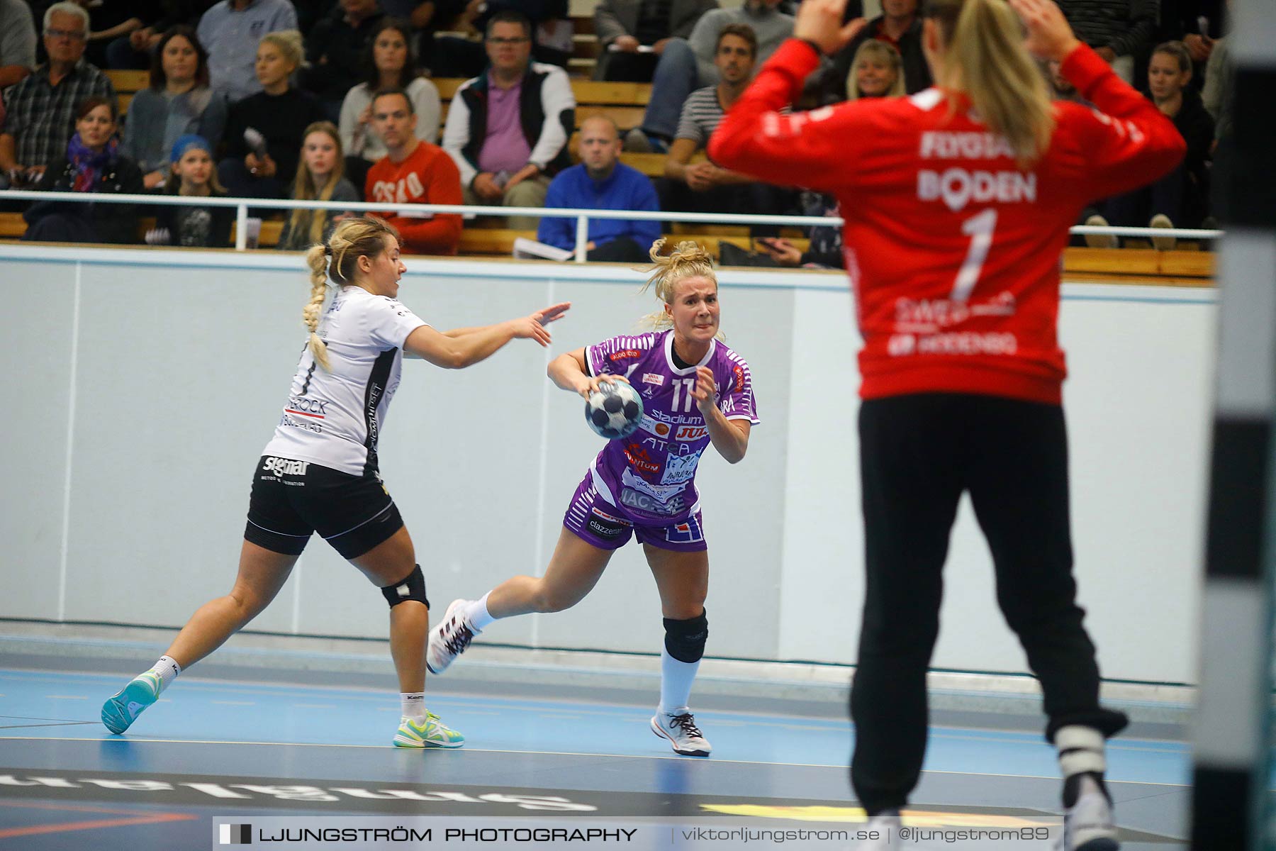 Skara HF-Boden Handboll IF 19-18,dam,Skara Idrottshall,Skara,Sverige,Handboll,,2017,153151