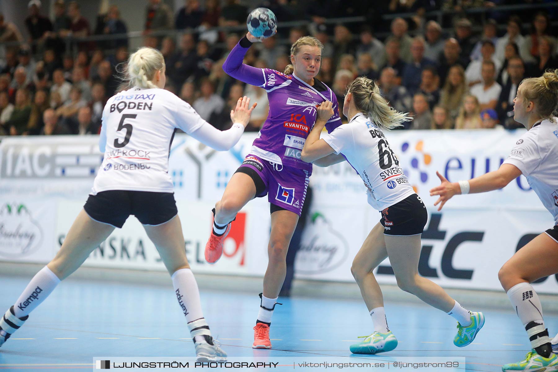 Skara HF-Boden Handboll IF 19-18,dam,Skara Idrottshall,Skara,Sverige,Handboll,,2017,153211