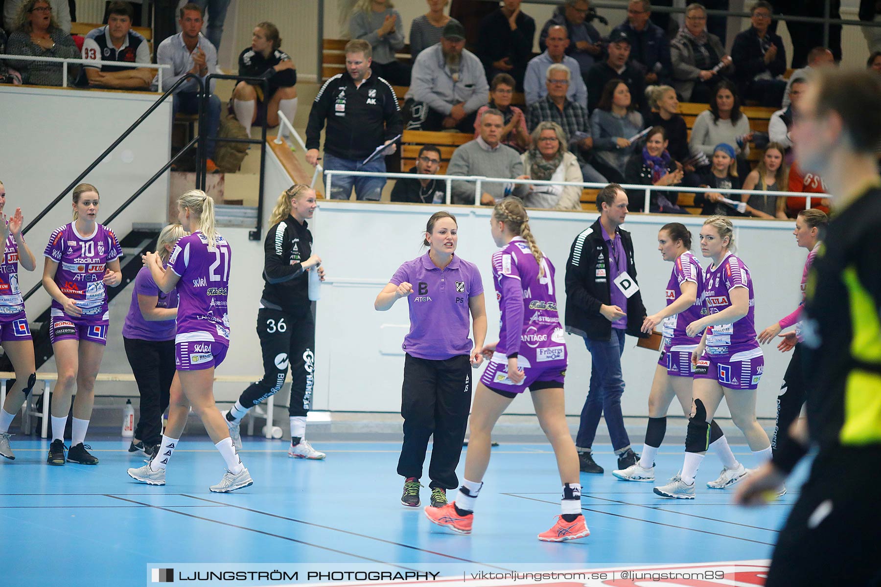 Skara HF-Boden Handboll IF 19-18,dam,Skara Idrottshall,Skara,Sverige,Handboll,,2017,153243