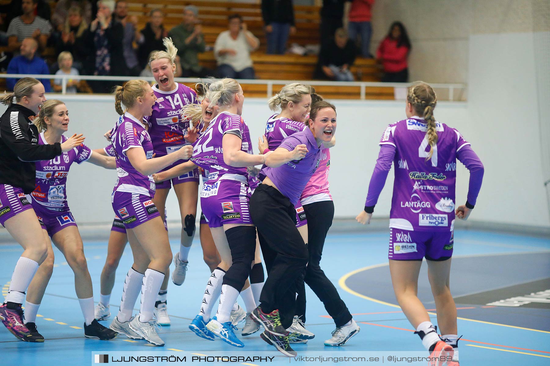 Skara HF-Boden Handboll IF 19-18,dam,Skara Idrottshall,Skara,Sverige,Handboll,,2017,153255