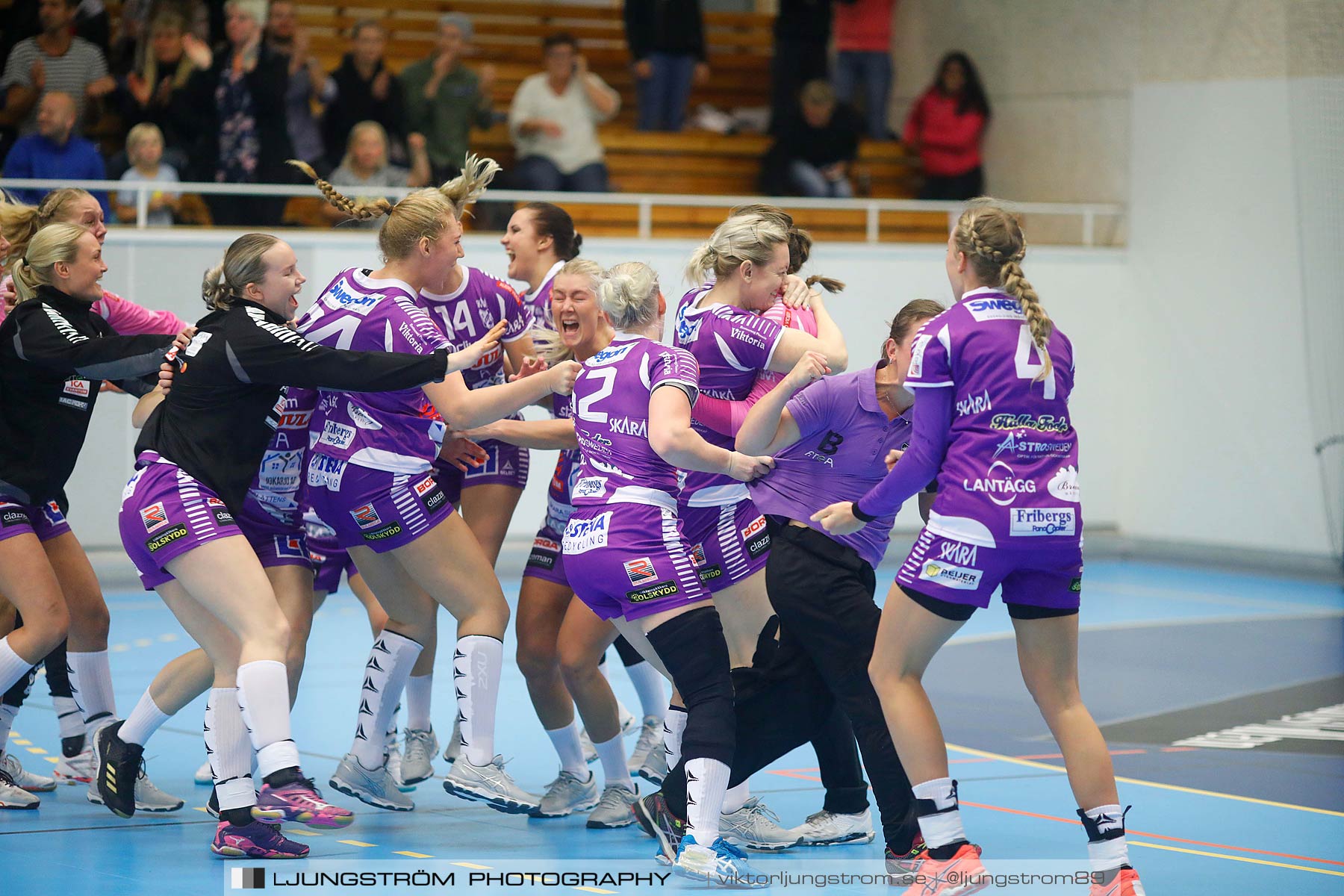 Skara HF-Boden Handboll IF 19-18,dam,Skara Idrottshall,Skara,Sverige,Handboll,,2017,153256