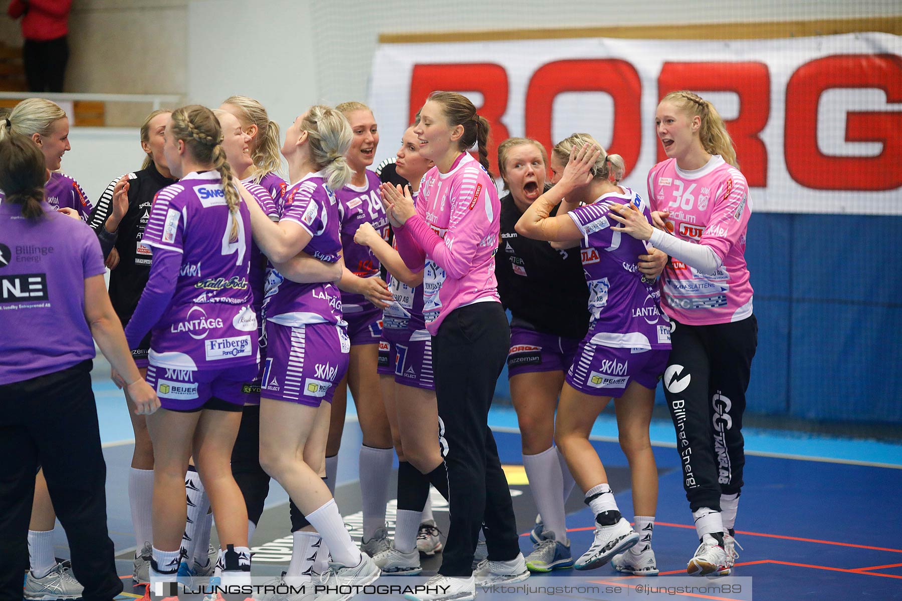 Skara HF-Boden Handboll IF 19-18,dam,Skara Idrottshall,Skara,Sverige,Handboll,,2017,153269