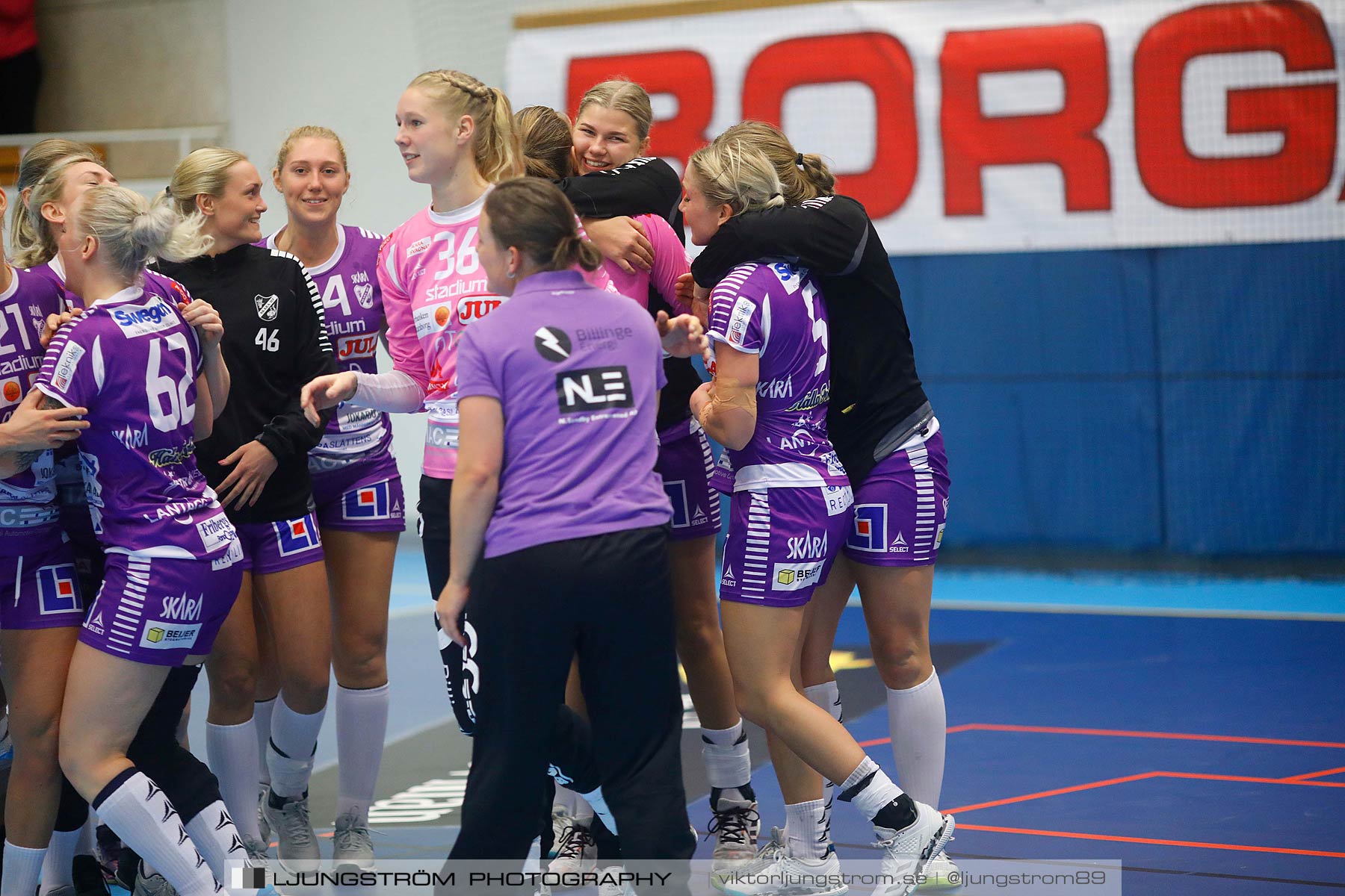 Skara HF-Boden Handboll IF 19-18,dam,Skara Idrottshall,Skara,Sverige,Handboll,,2017,153271