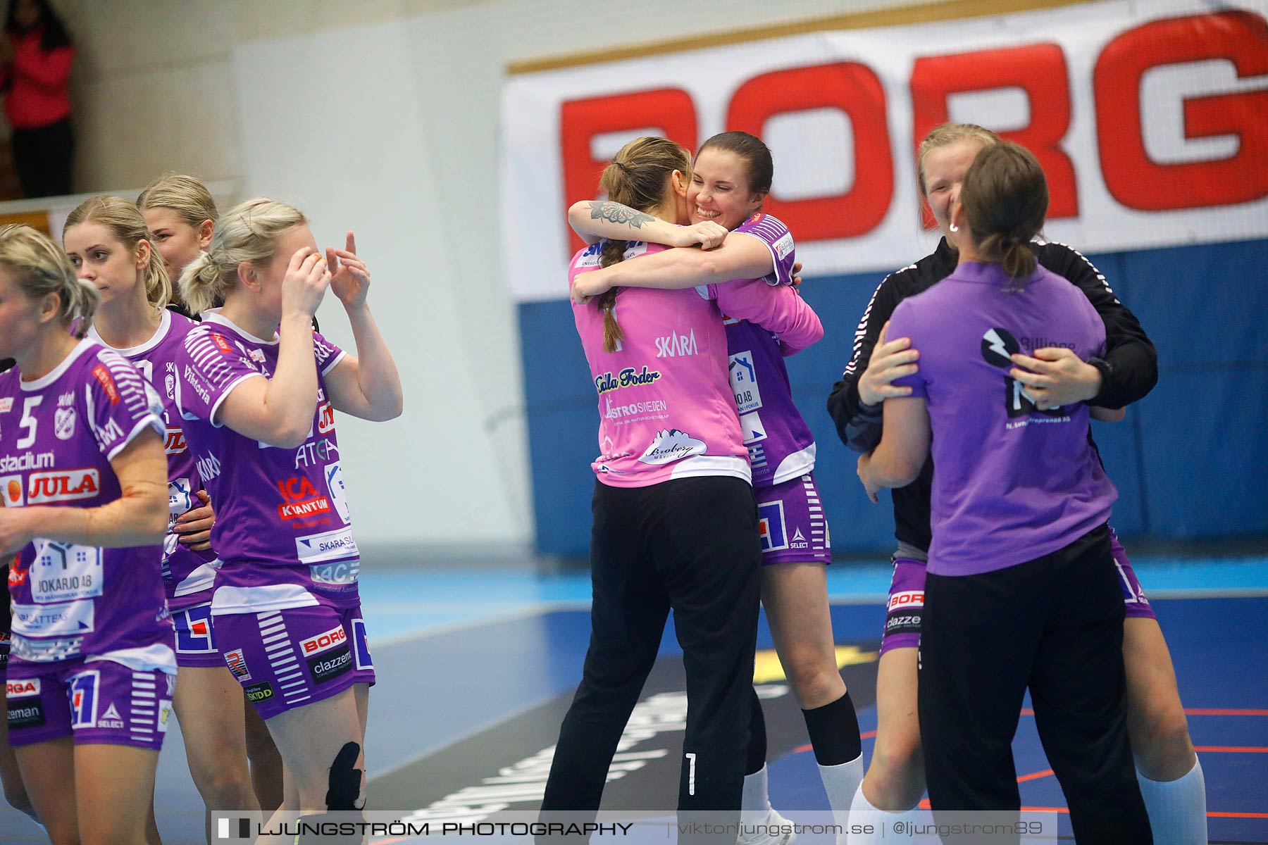 Skara HF-Boden Handboll IF 19-18,dam,Skara Idrottshall,Skara,Sverige,Handboll,,2017,153279