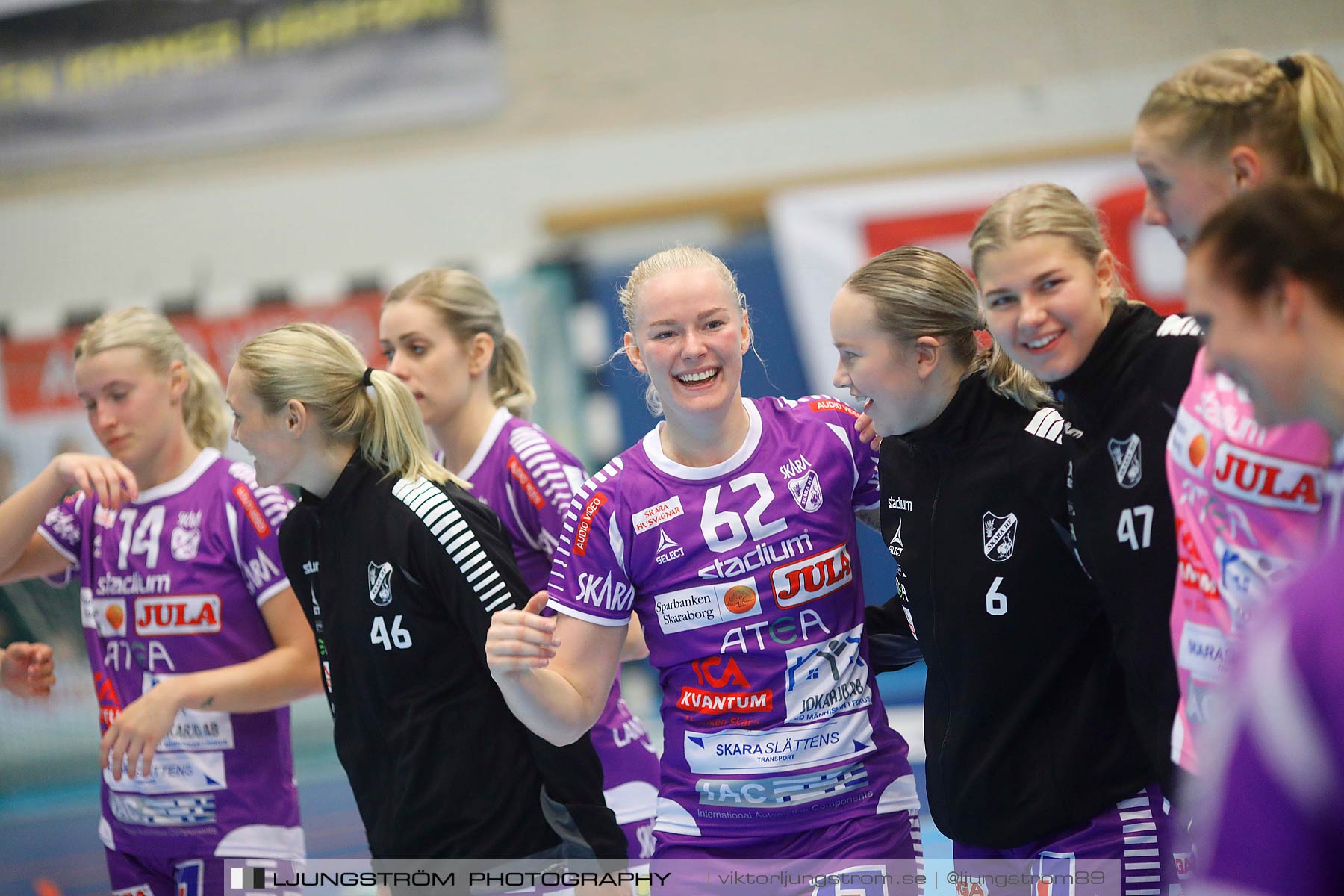 Skara HF-Boden Handboll IF 19-18,dam,Skara Idrottshall,Skara,Sverige,Handboll,,2017,153297