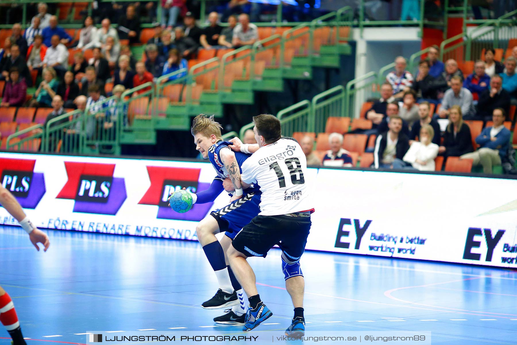 IFK Skövde HK-VästeråsIrsta HF 25-24,herr,Arena Skövde,Skövde,Sverige,Handboll,,2015,162632