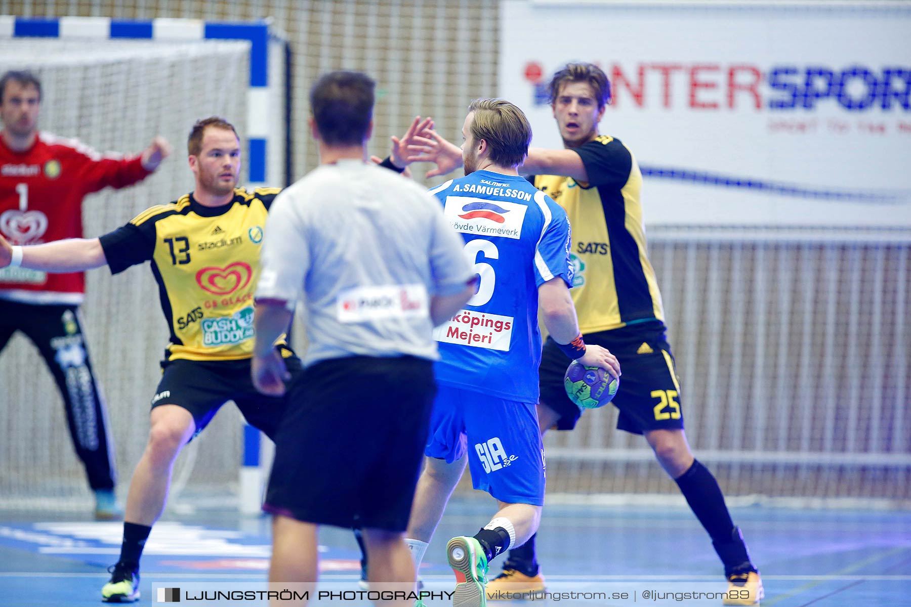 IFK Skövde HK-IK Sävehof 20-26,herr,Arena Skövde,Skövde,Sverige,Handboll,,2015,164133