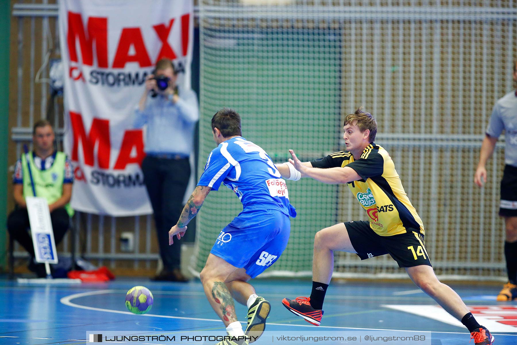 IFK Skövde HK-IK Sävehof 20-26,herr,Arena Skövde,Skövde,Sverige,Handboll,,2015,164136